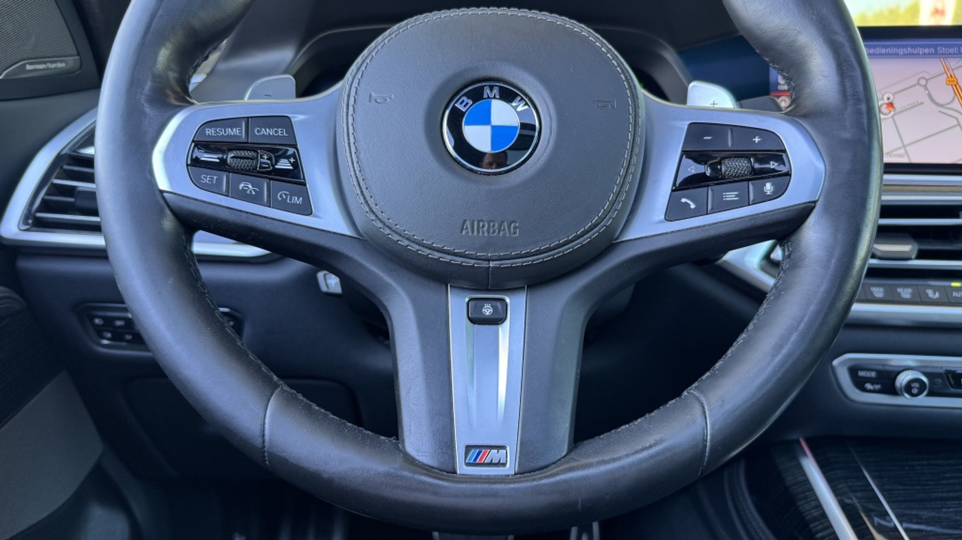 Foto van BMW X7 M50i