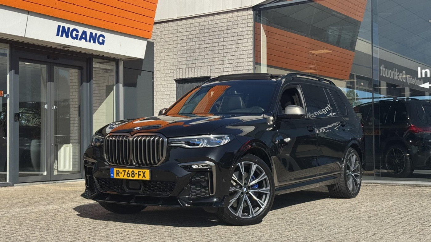 Foto van BMW X7 M50i