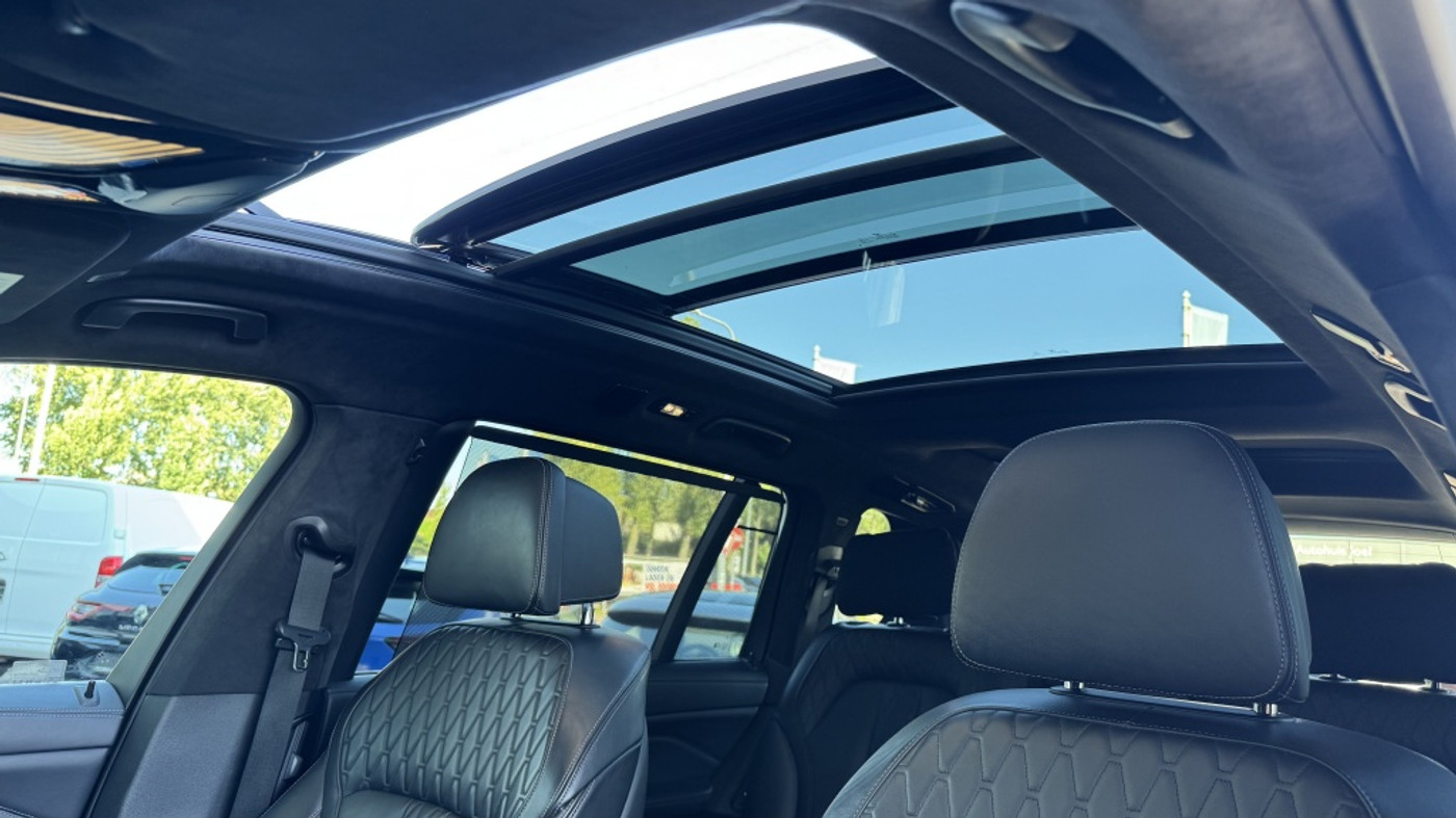 Foto van BMW X7 M50i