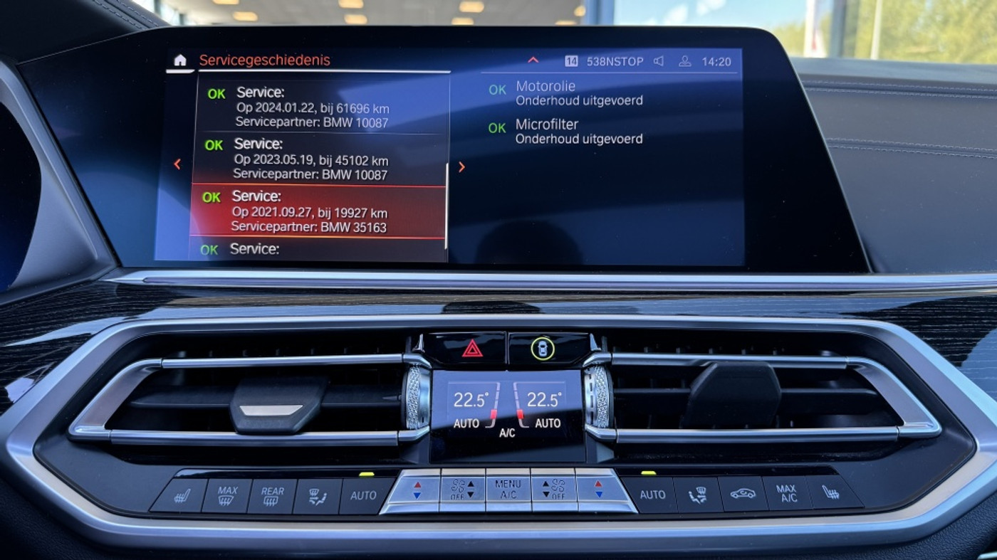 Foto van BMW X7 M50i