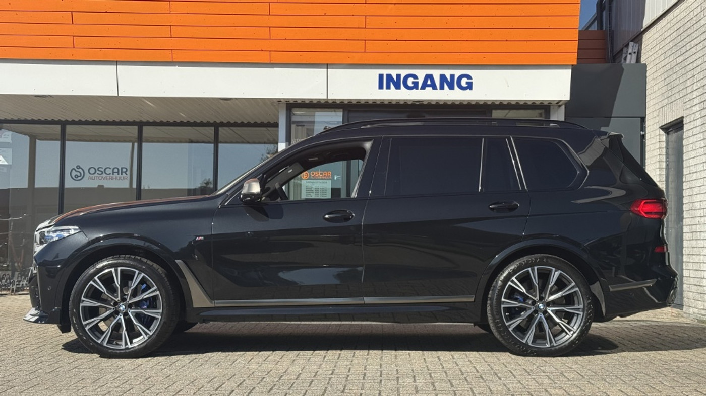 Foto van BMW X7 M50i