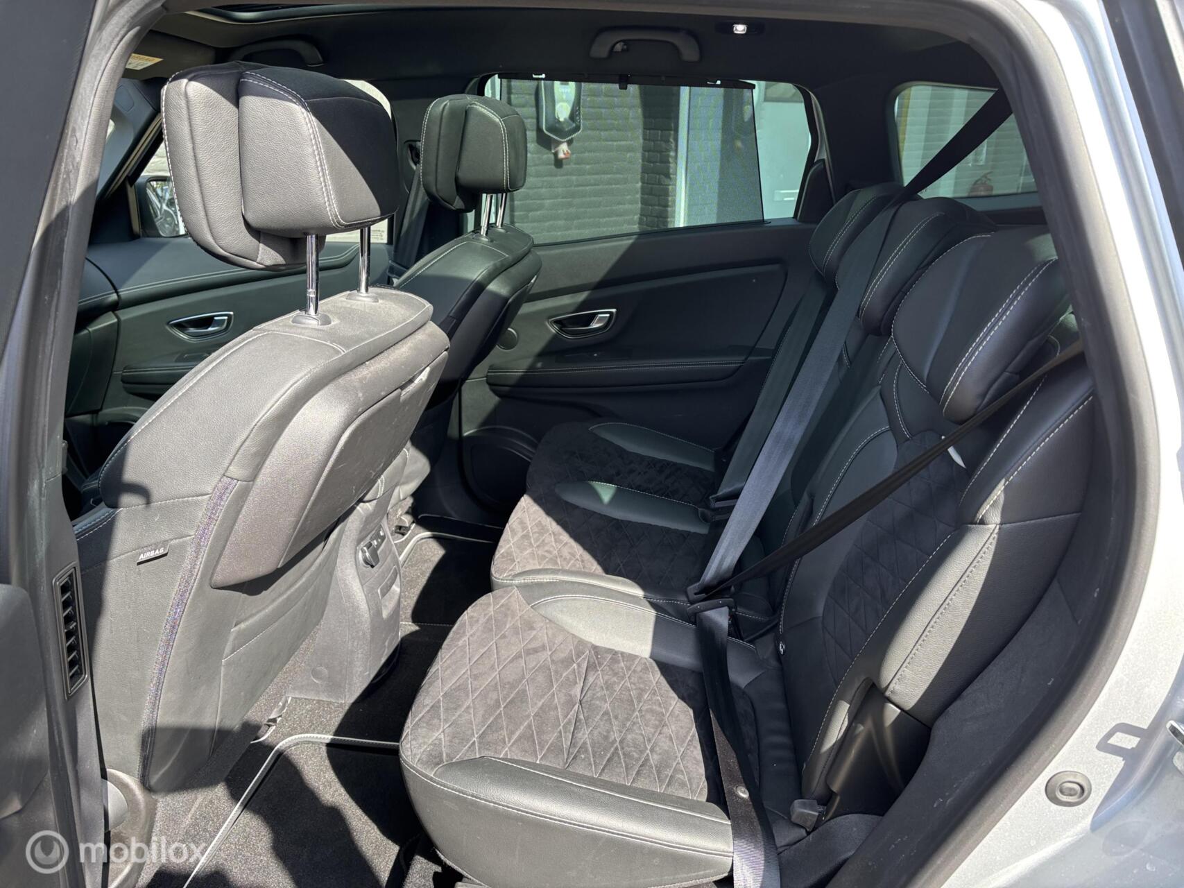 Foto van Renault Grand Scenic