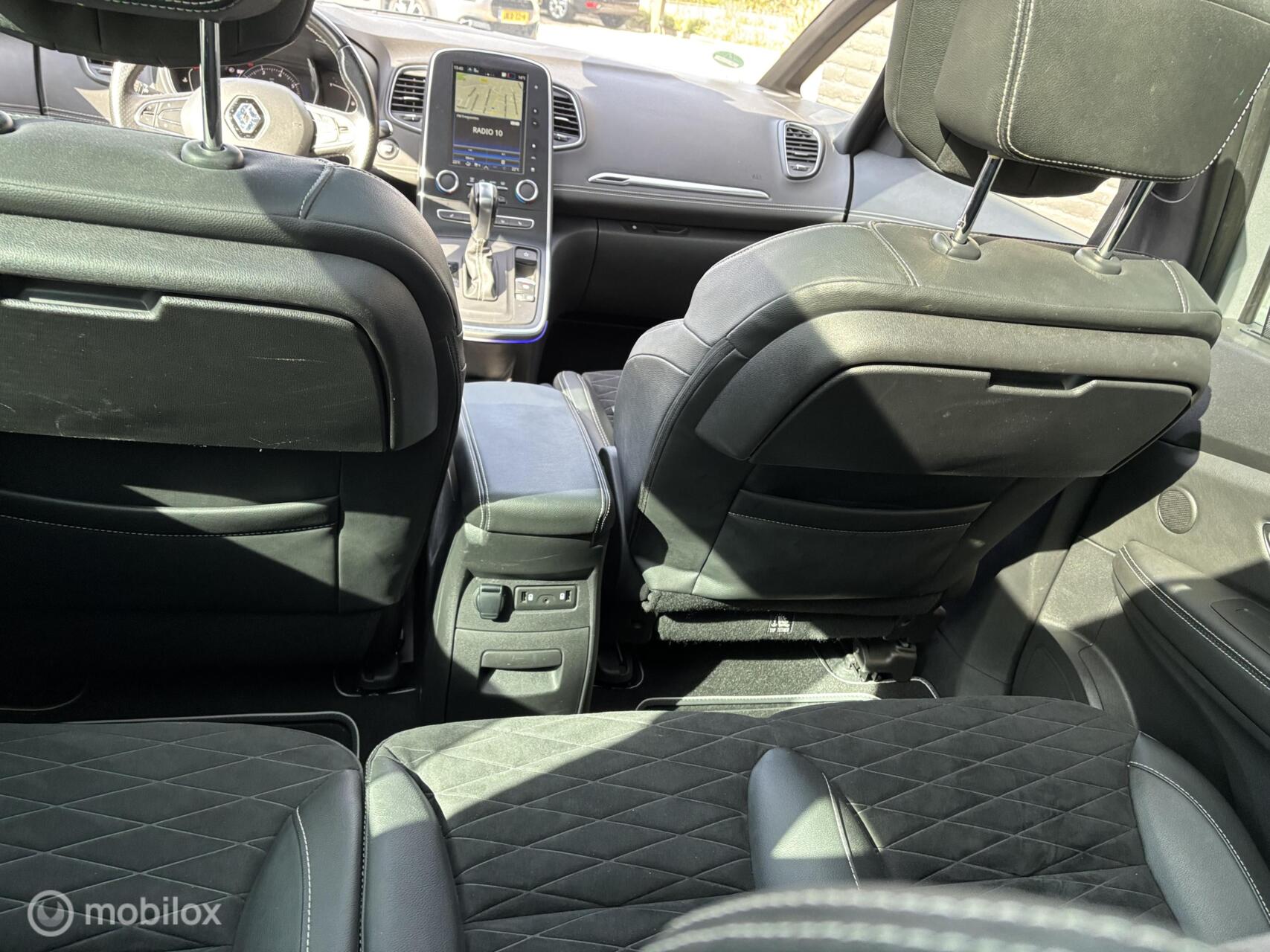 Foto van Renault Grand Scenic