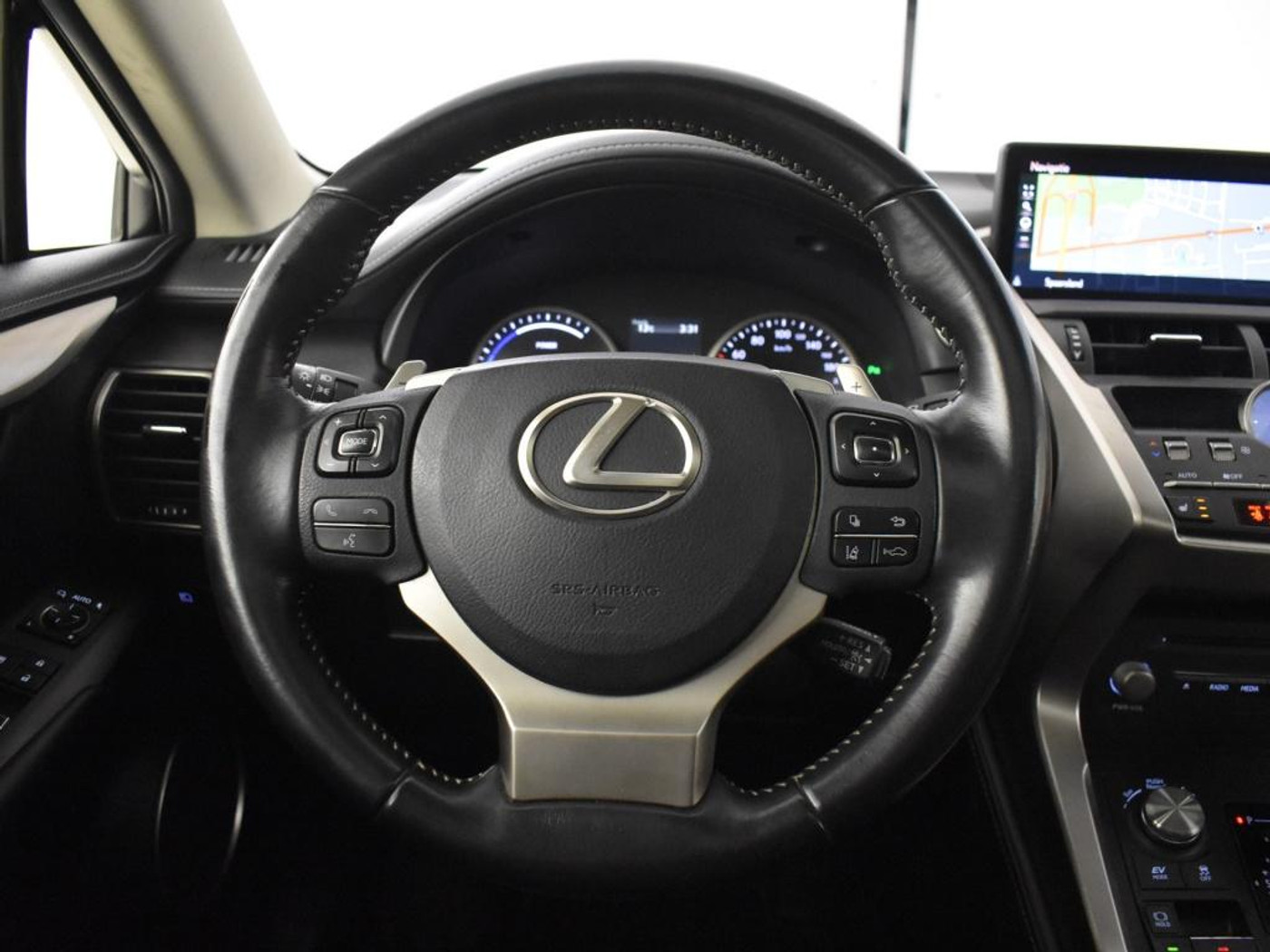 Foto van Lexus NX