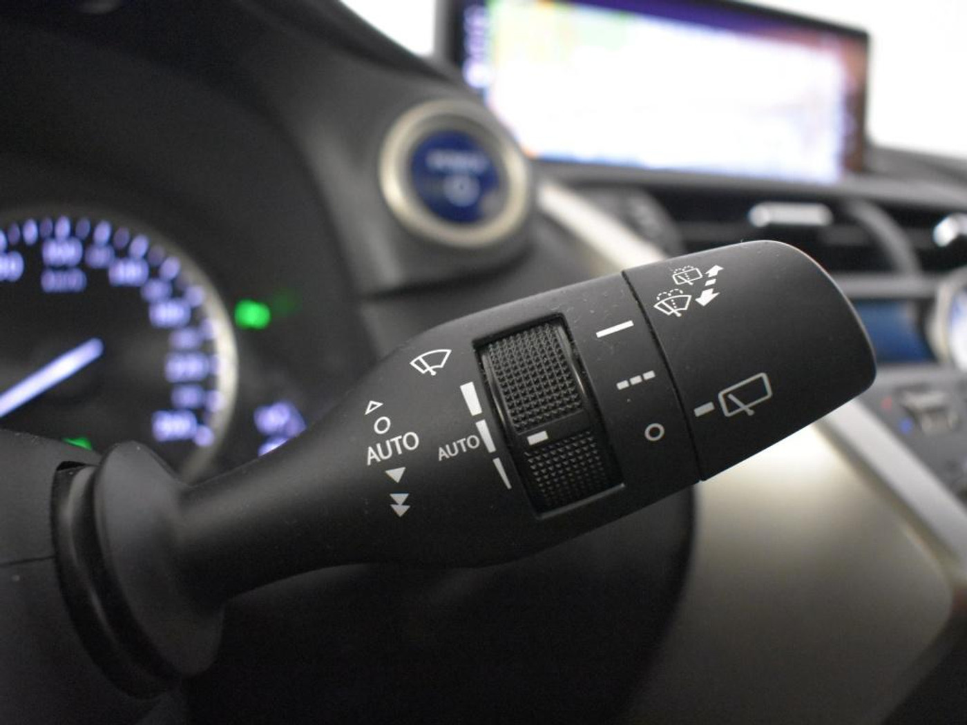 Foto van Lexus NX