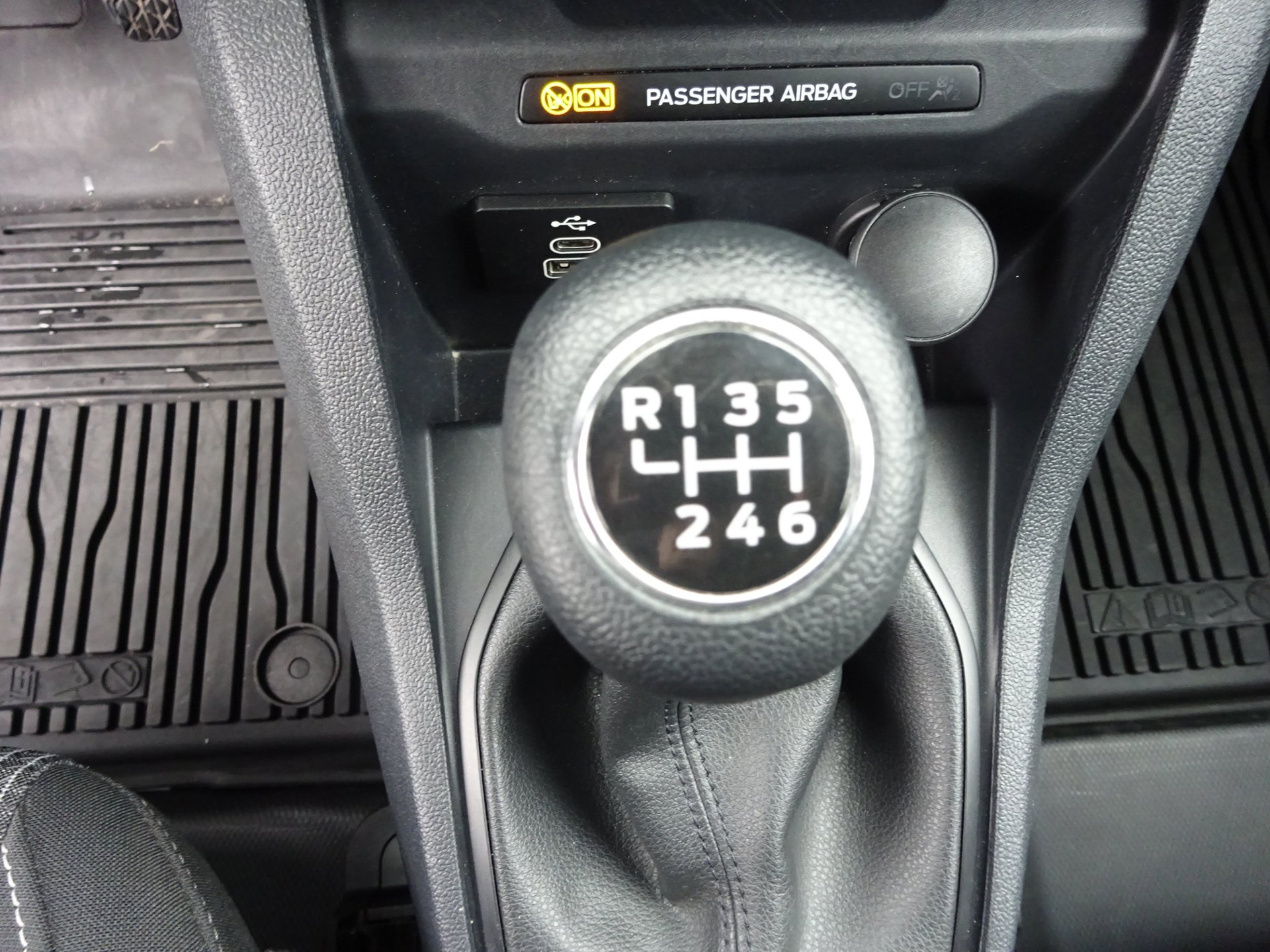Foto van Ford Transit Courier
