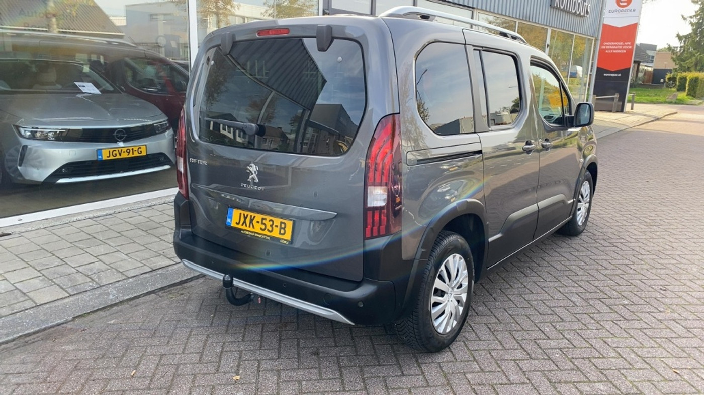 Foto van Peugeot Rifter