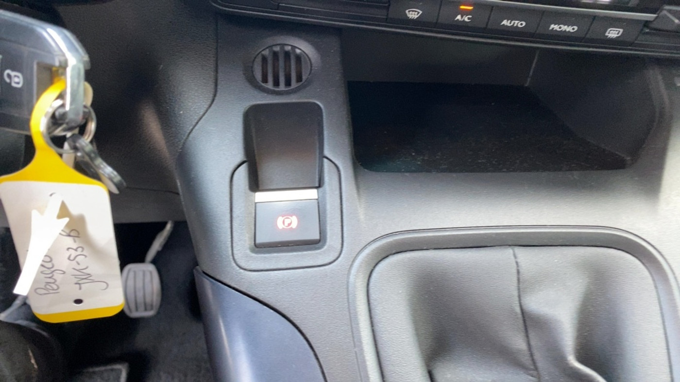 Foto van Peugeot Rifter