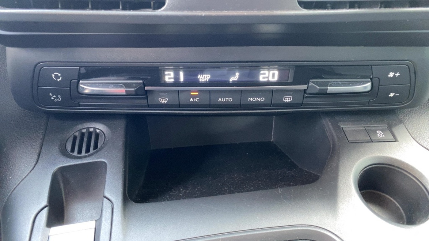 Foto van Peugeot Rifter