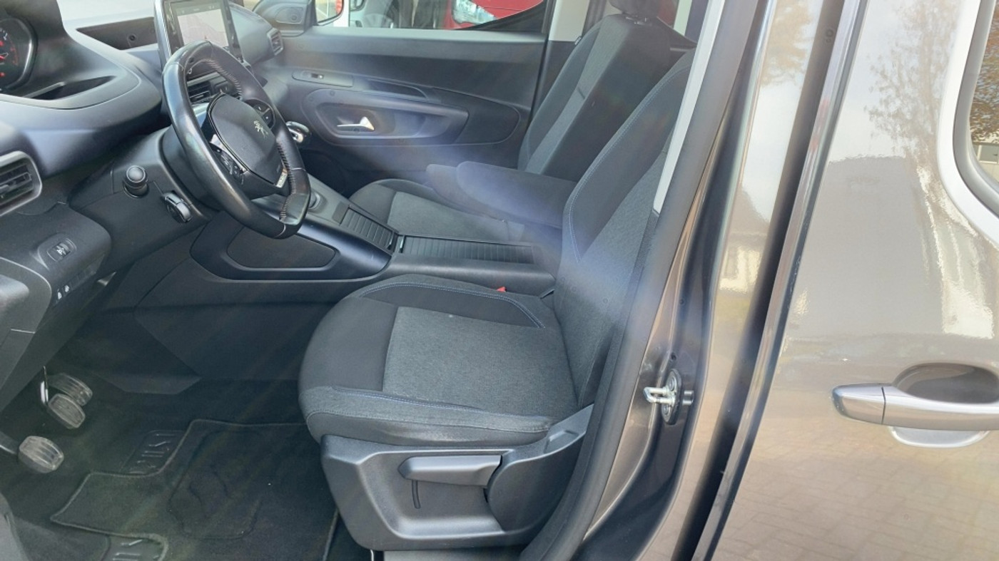 Foto van Peugeot Rifter