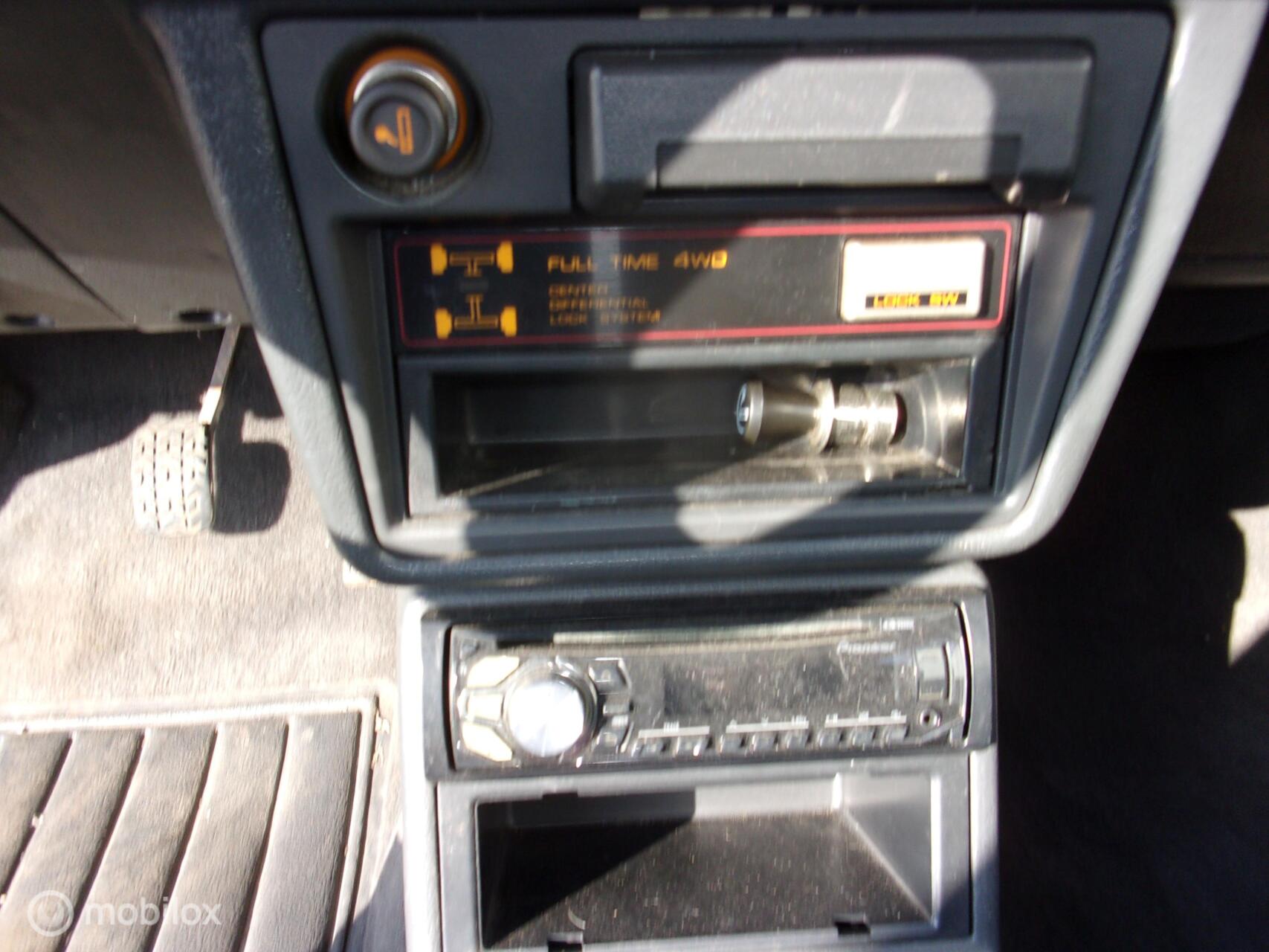 Foto van Mazda 323