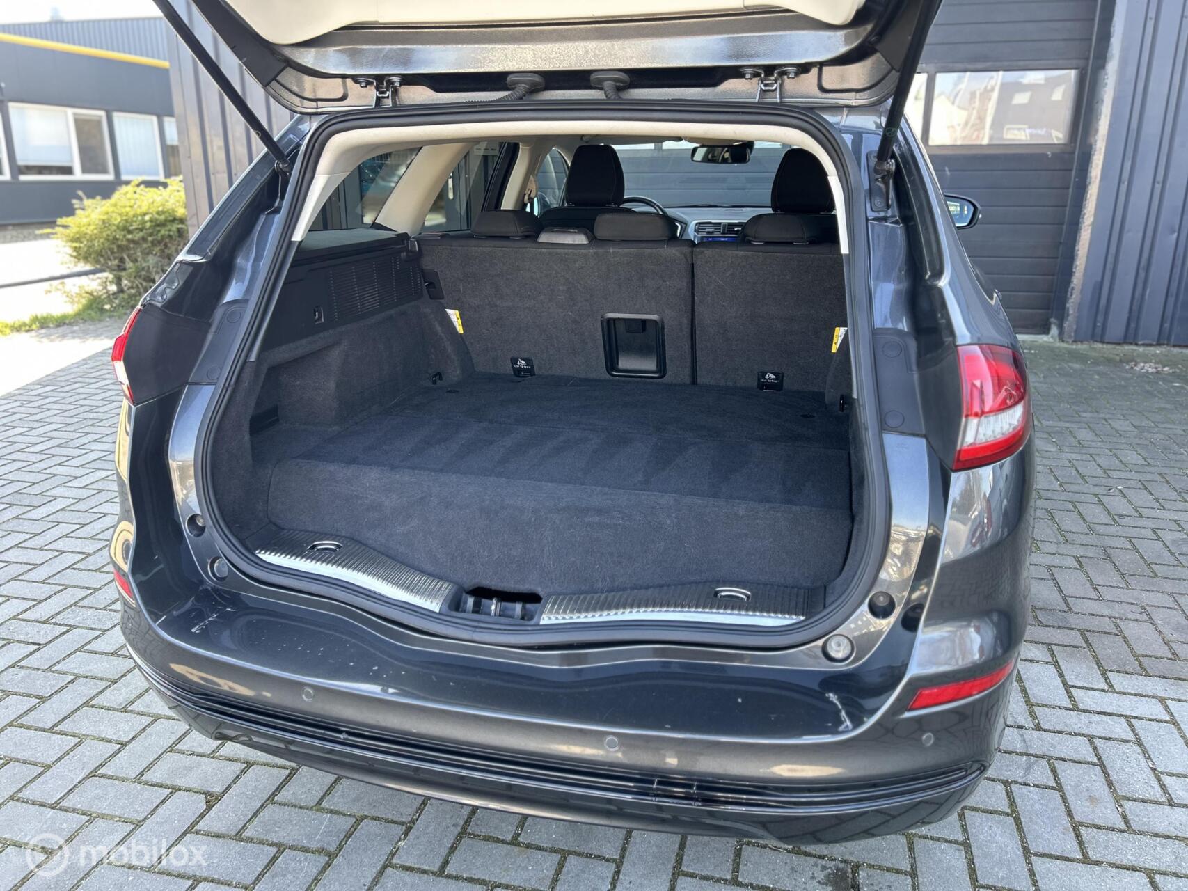 Foto van Ford Mondeo Wagon