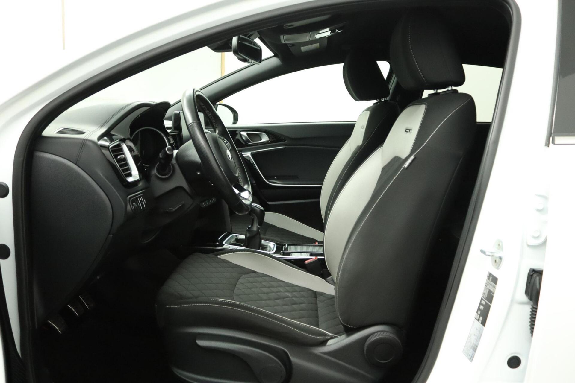 Foto van Kia Proceed