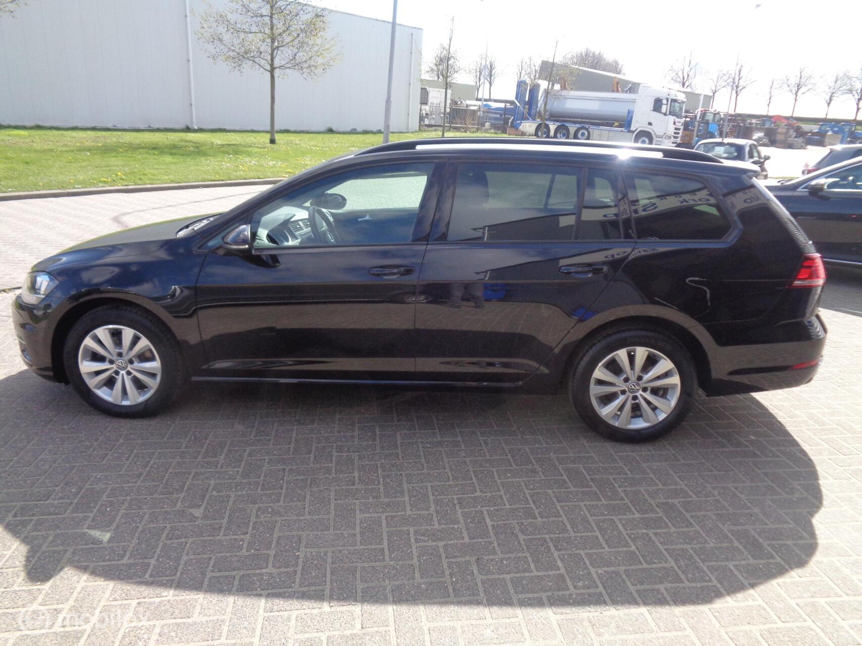 Foto van Volkswagen Golf Variant