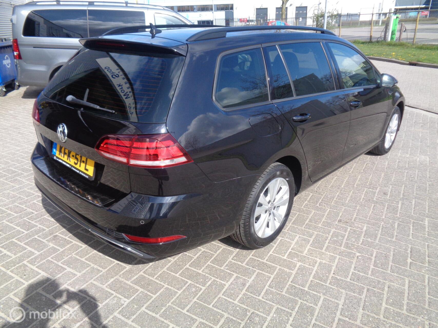 Foto van Volkswagen Golf Variant