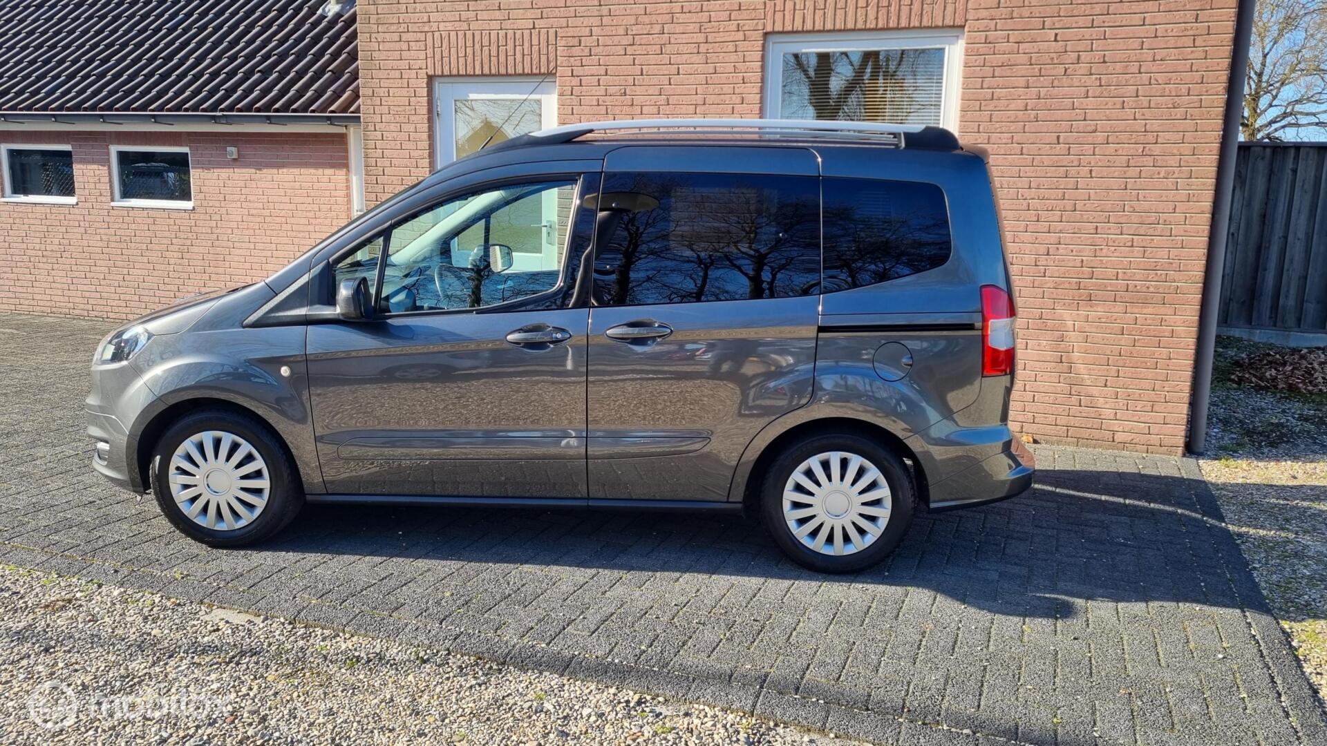 Foto van Ford Tourneo Courier