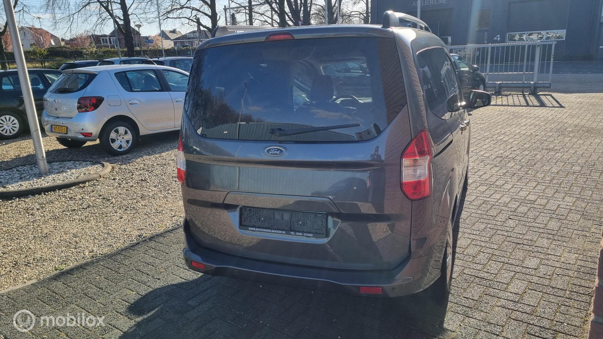 Foto van Ford Tourneo Courier