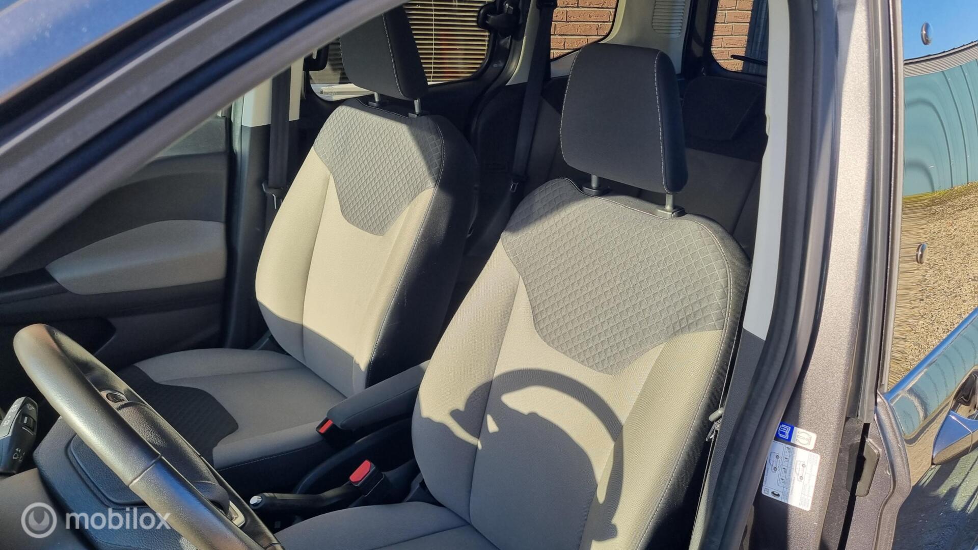 Foto van Ford Tourneo Courier