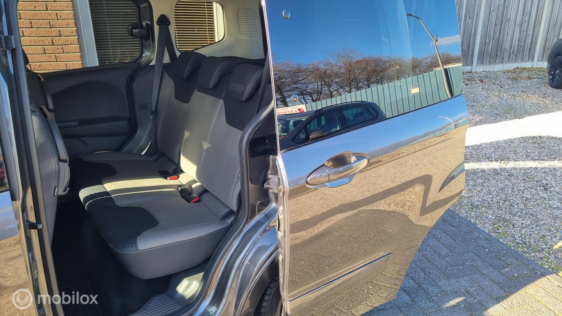 Foto van Ford Tourneo Courier