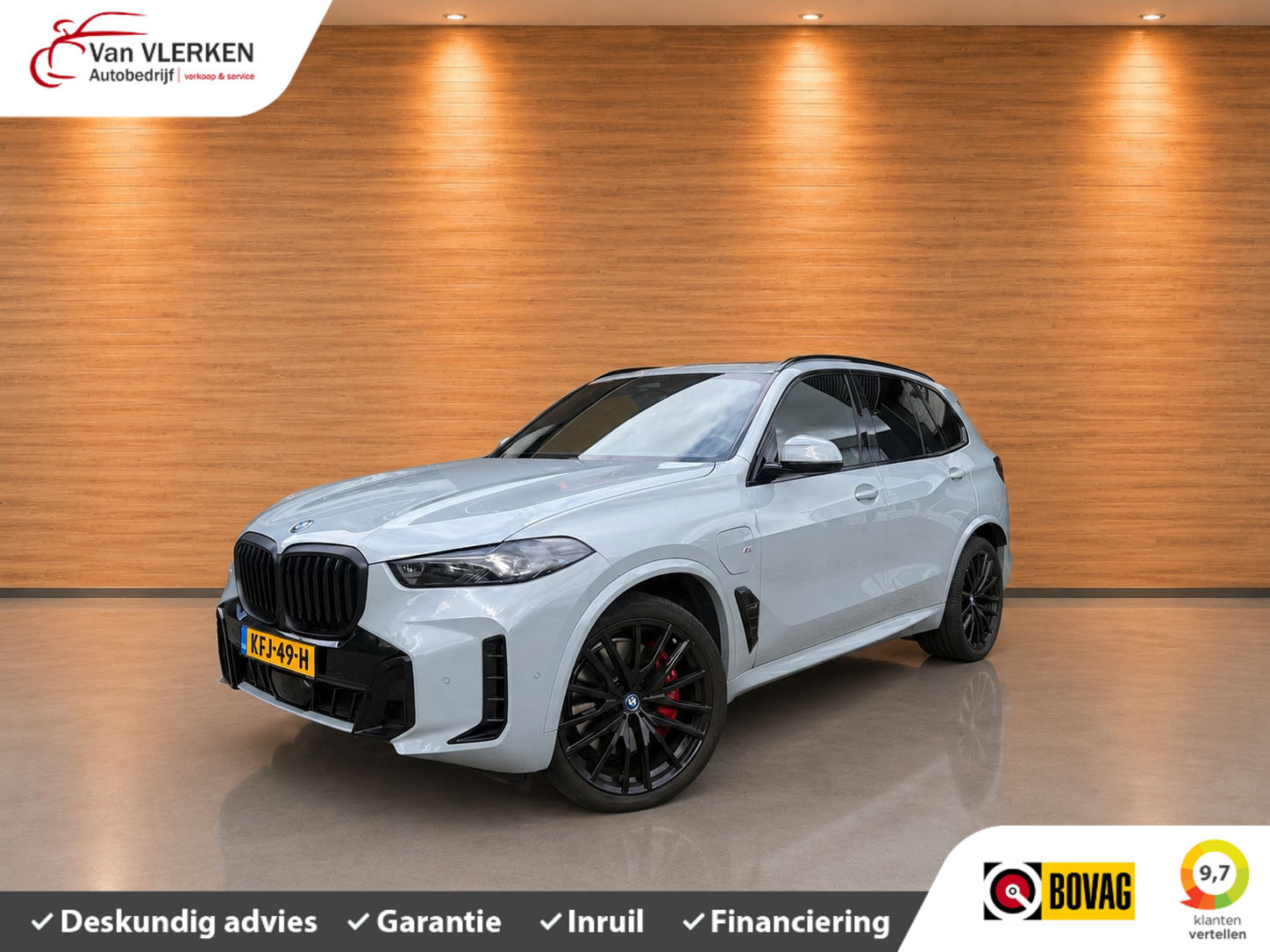 BMW X5 xDrive50e PANO HEAD UP LUCHTVERING 2024 - voorkant