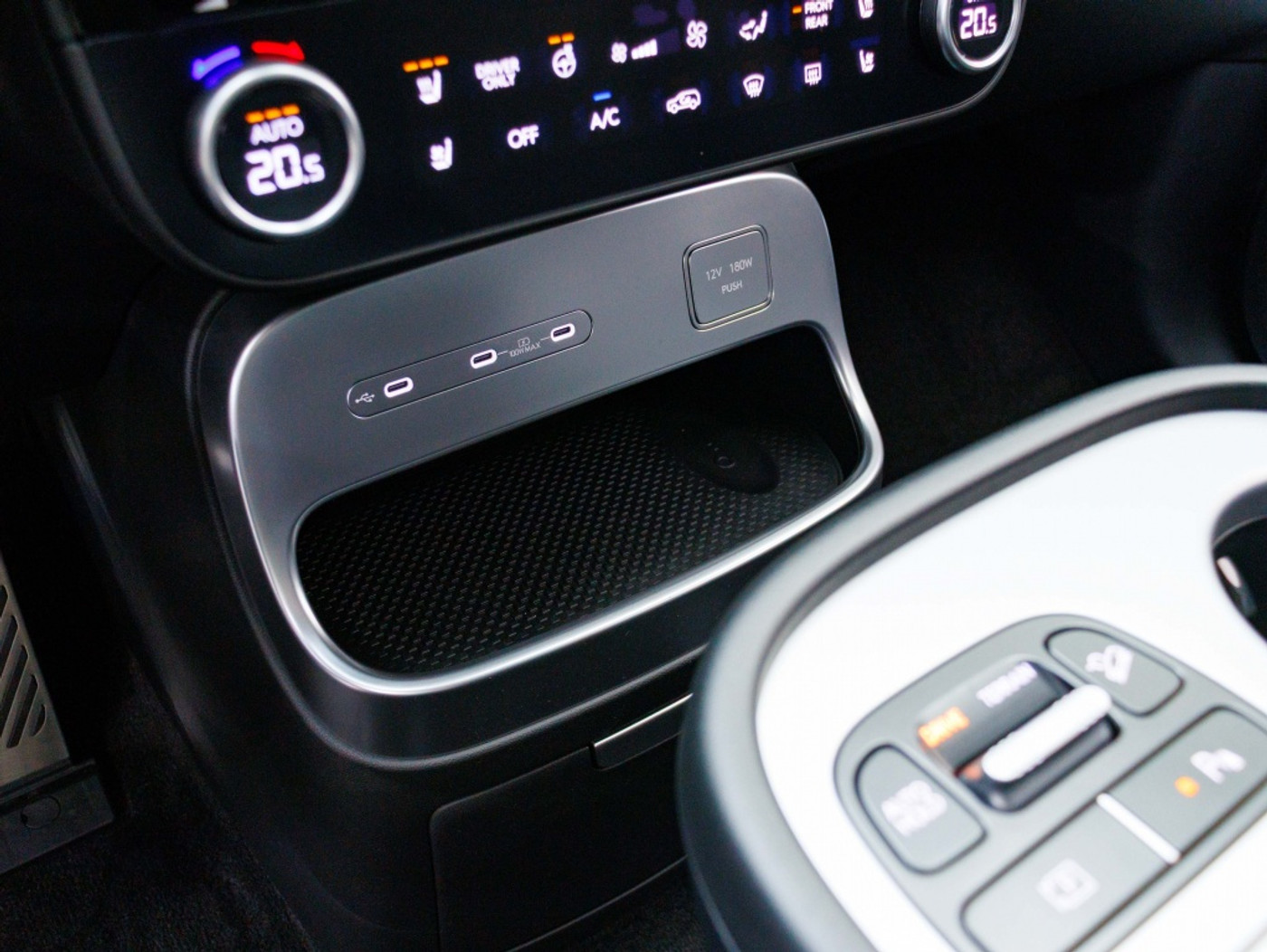 Foto van Hyundai Ioniq 9