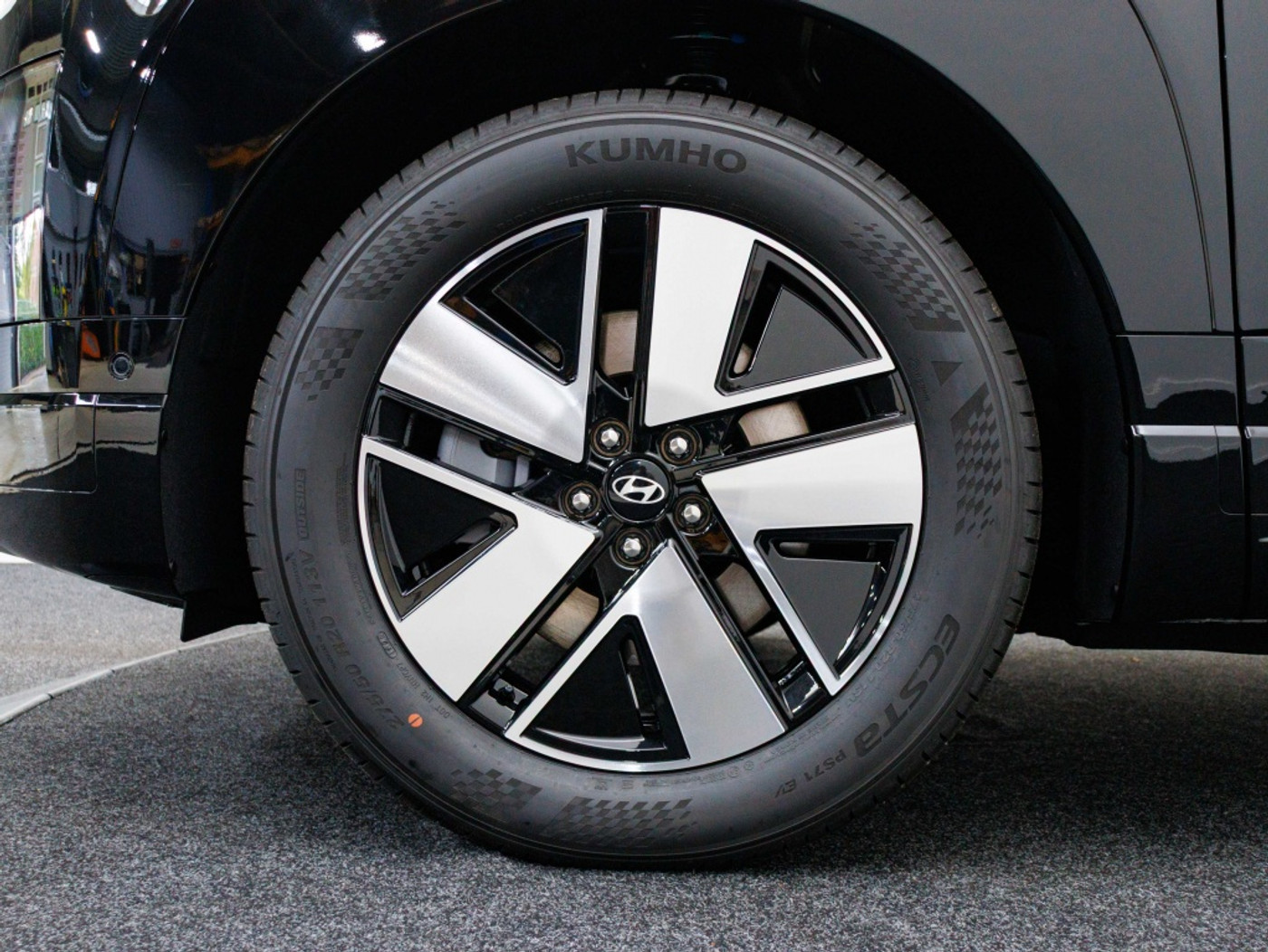 Foto van Hyundai Ioniq 9