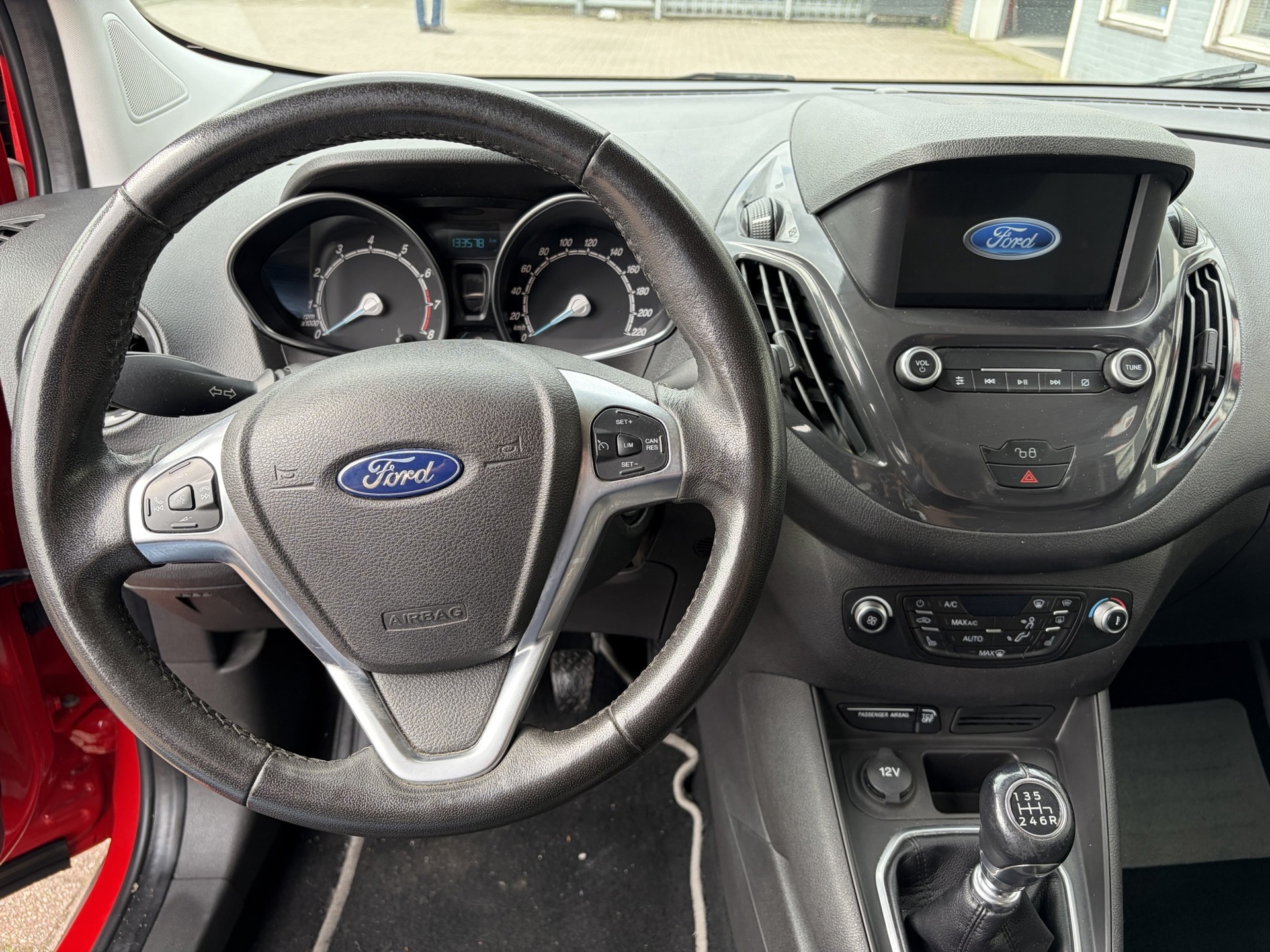 Foto van Ford Tourneo Courier