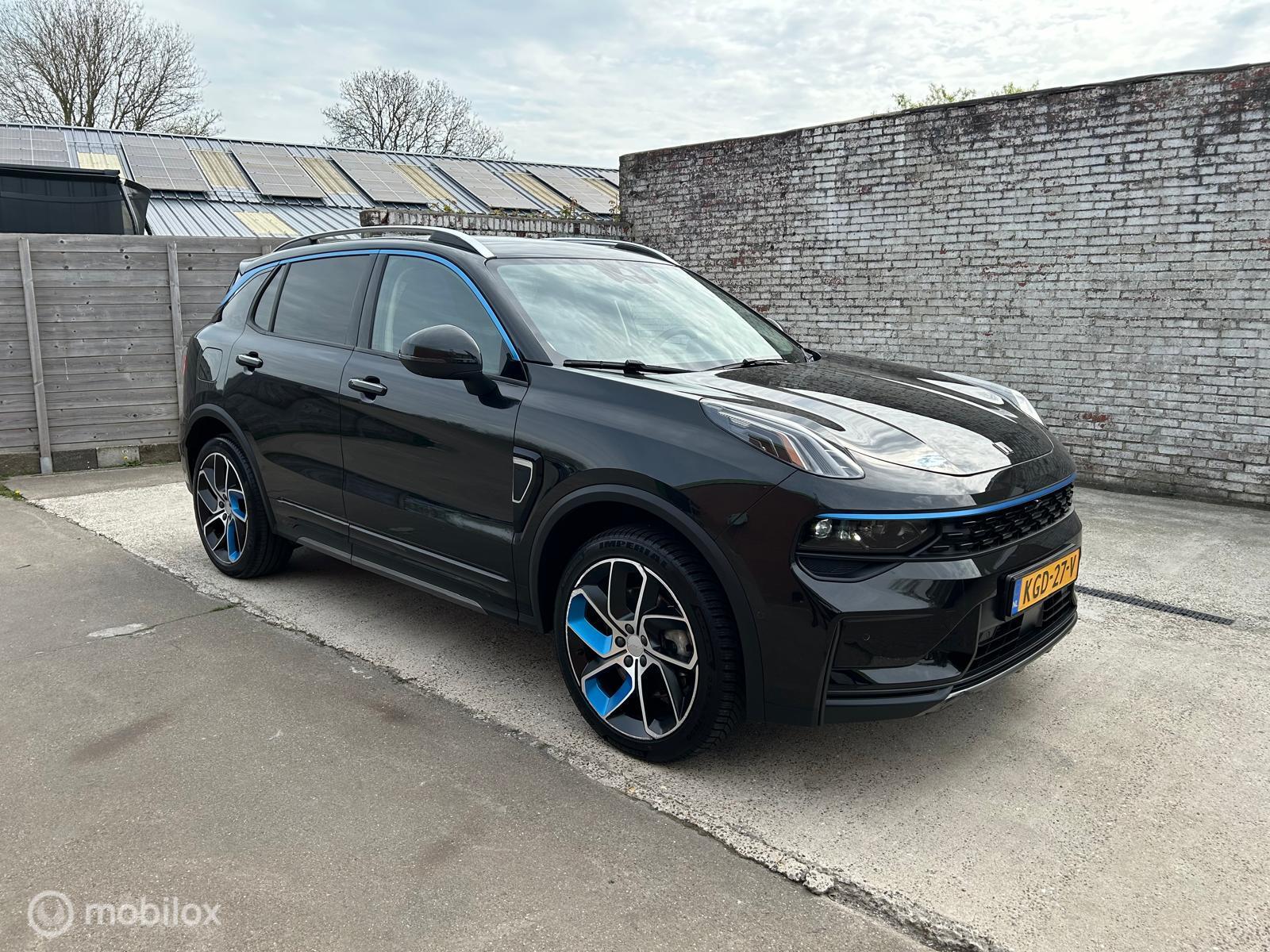 Foto van LYNK & Co 01