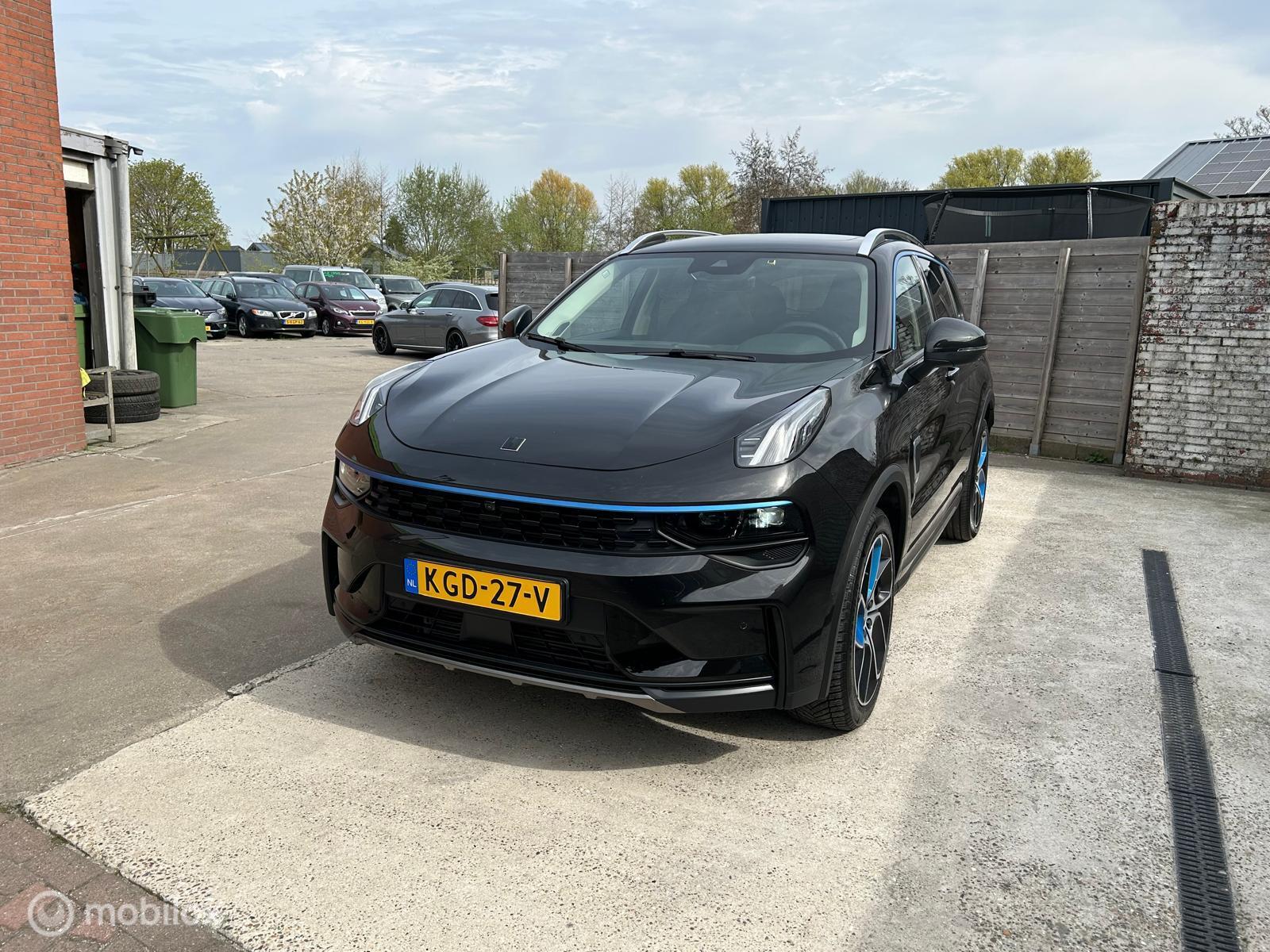 Foto van LYNK & Co 01
