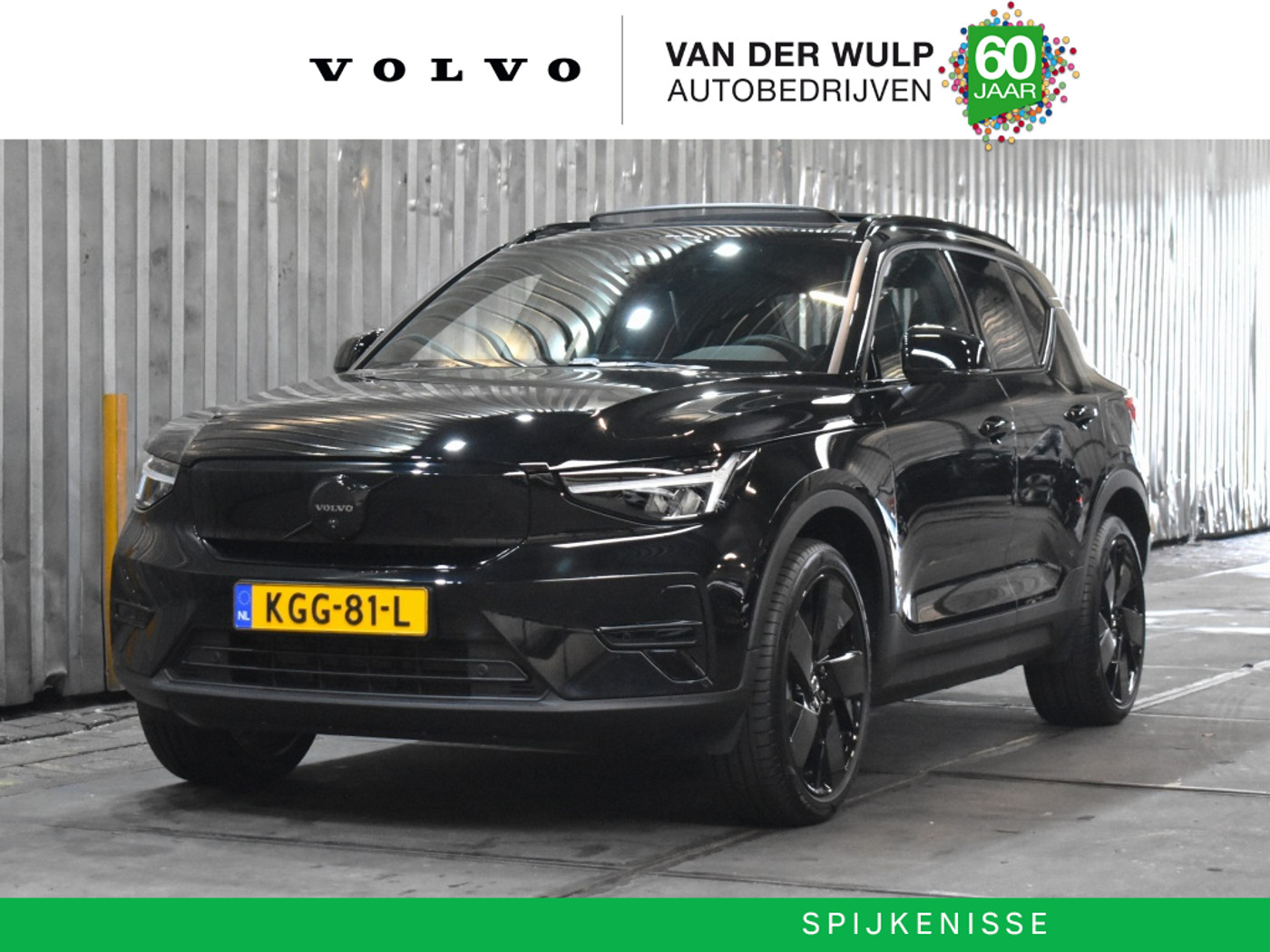 Volvo Ex40 Twin Performance 442pk/82kWh Ultra Black Edition | Schuifdak | 360 | 2026 - voorkant