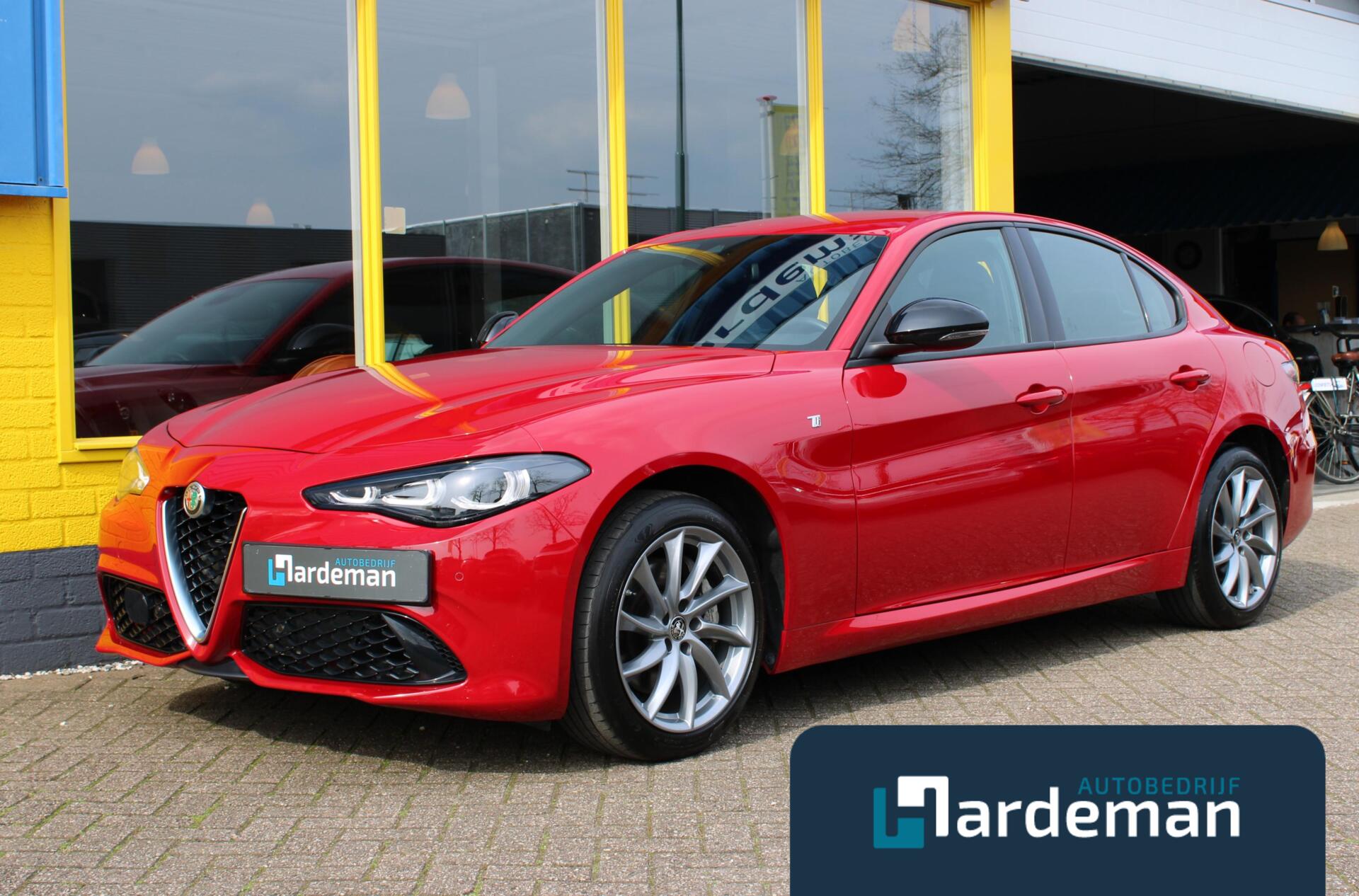 Alfa Romeo Giulia 2.0 Ti AWD Facelift Leder 2023 - voorkant