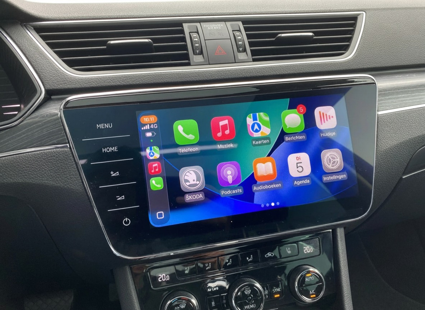 Foto van Škoda Superb Combi
