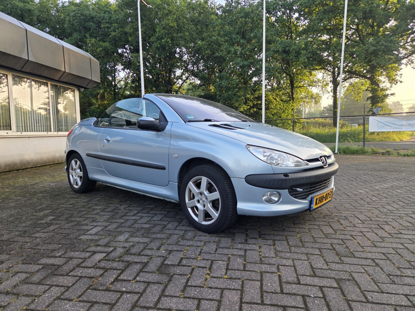 Foto van Peugeot 206 CC