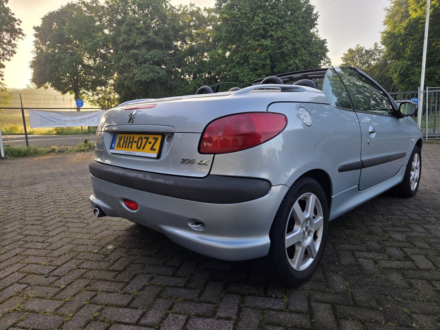 Foto van Peugeot 206 CC