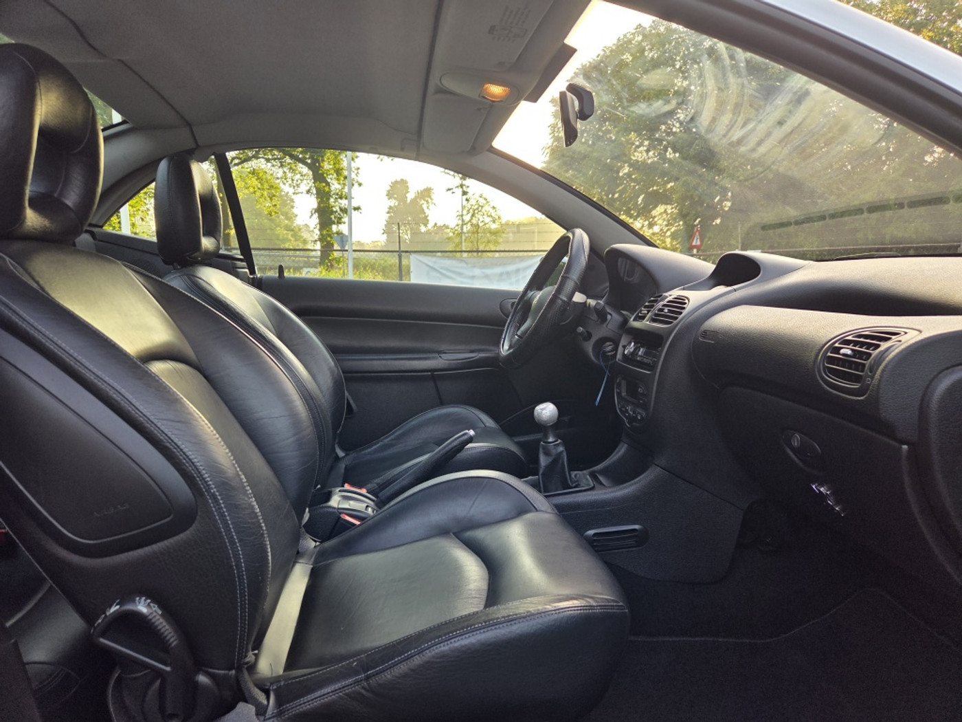 Foto van Peugeot 206 CC