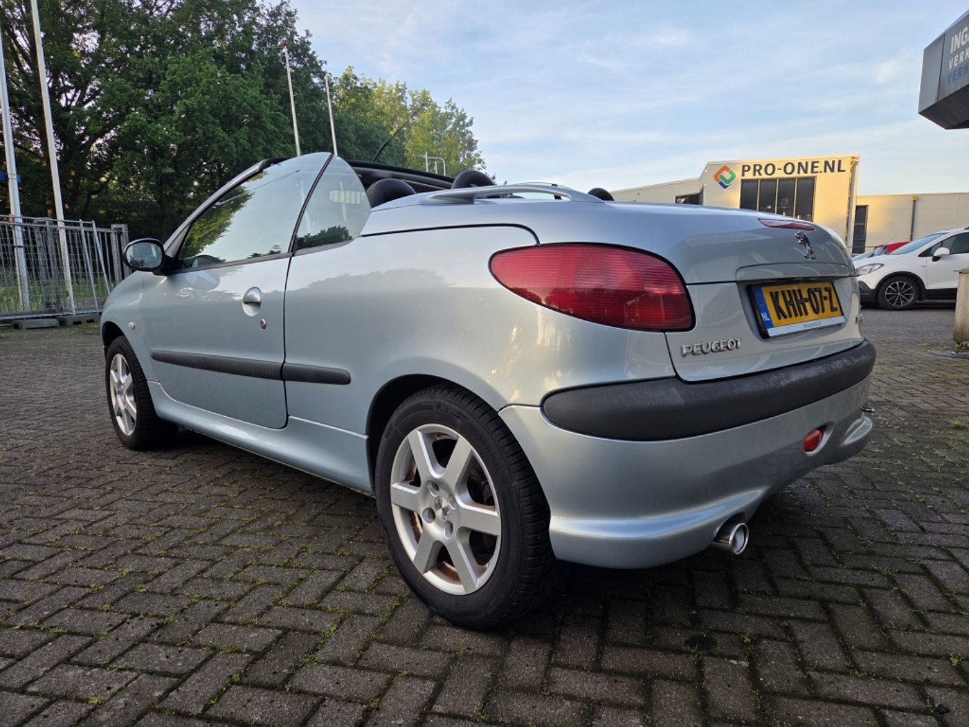 Foto van Peugeot 206 CC