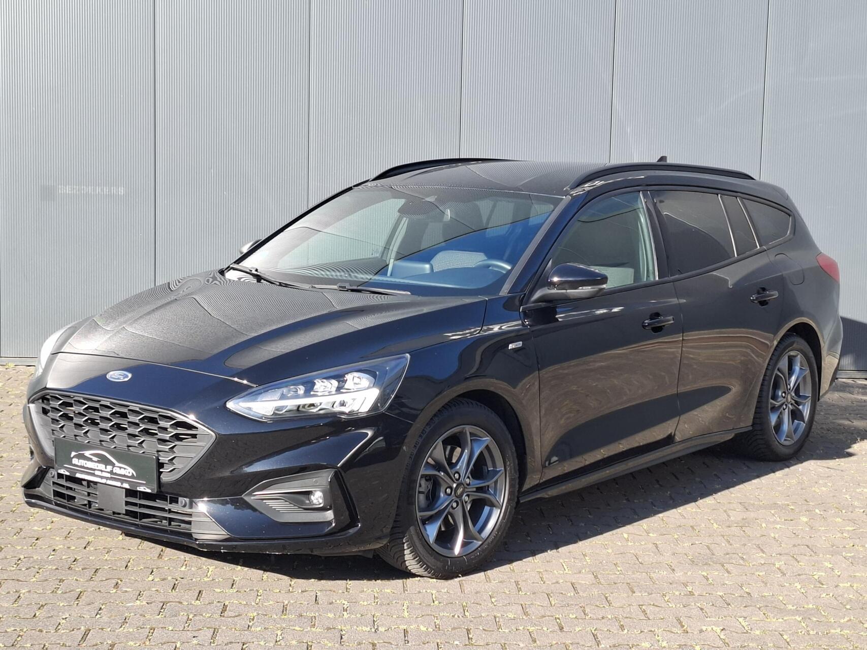 Ford Focus Wagon 1.5 EcoBoost ST Line X Business 2021 - voorkant