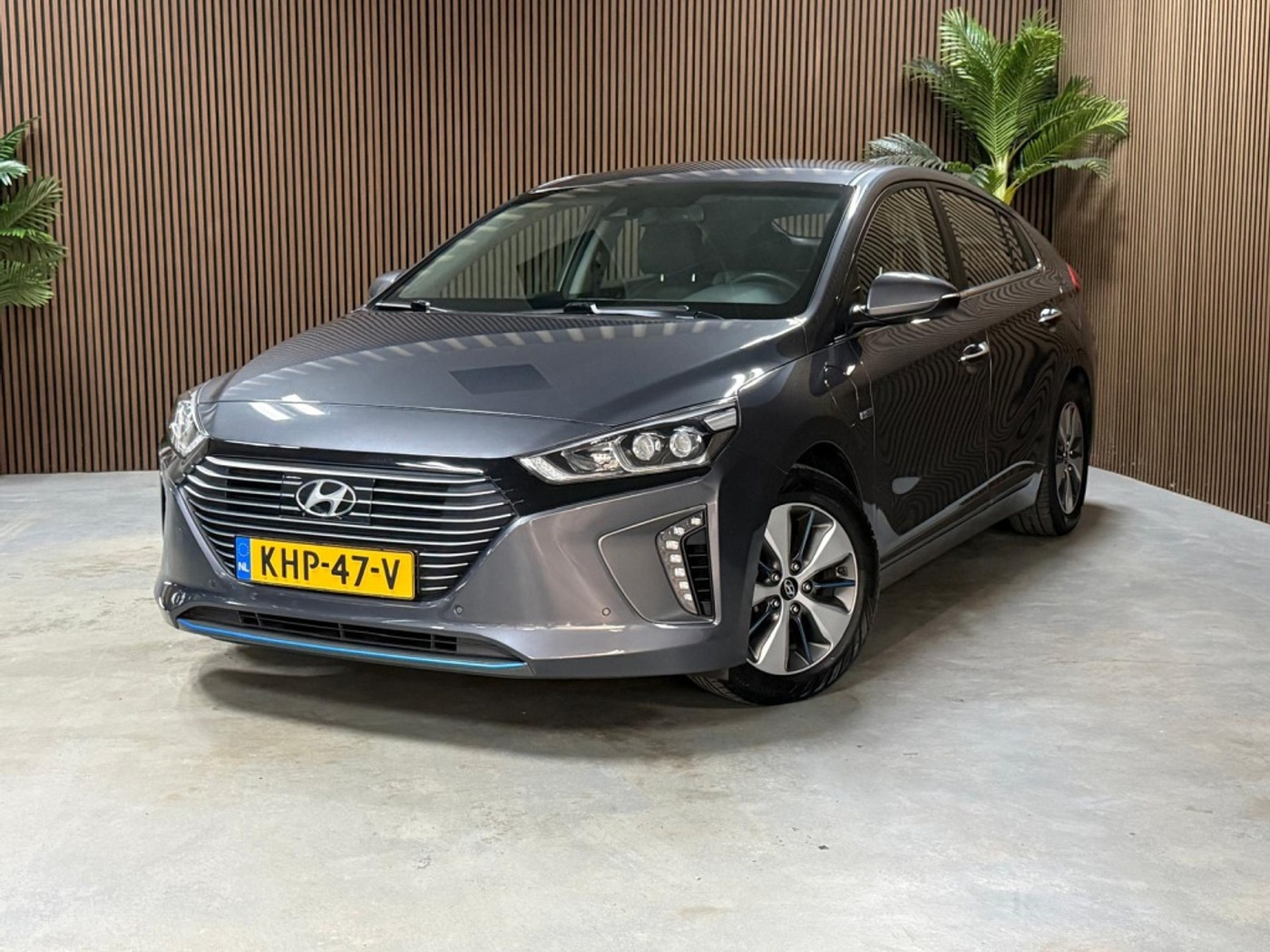 Hyundai Ioniq 1.6 GDi i-Motion 2017 - voorkant