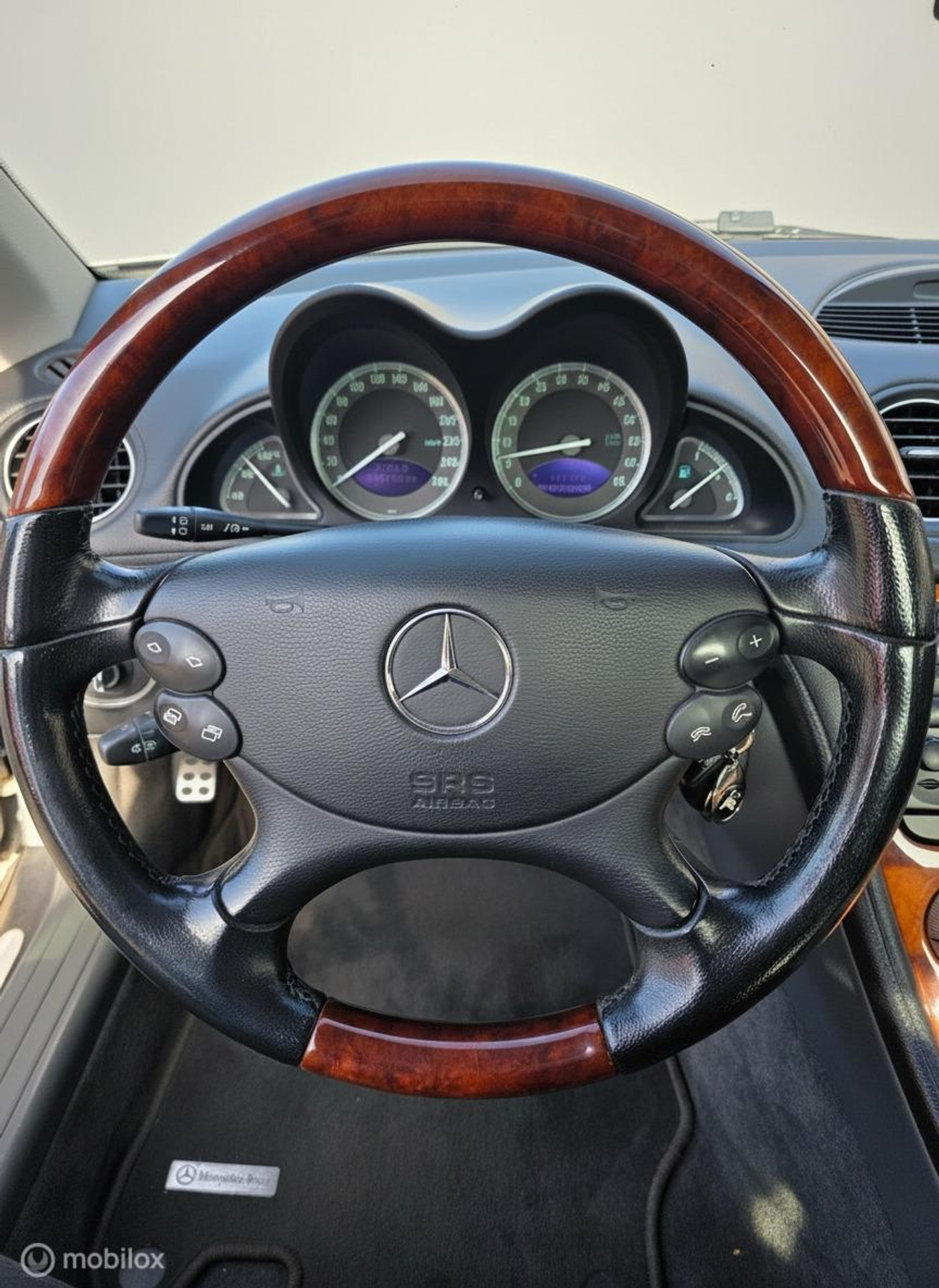 Foto van Mercedes-Benz SL 500