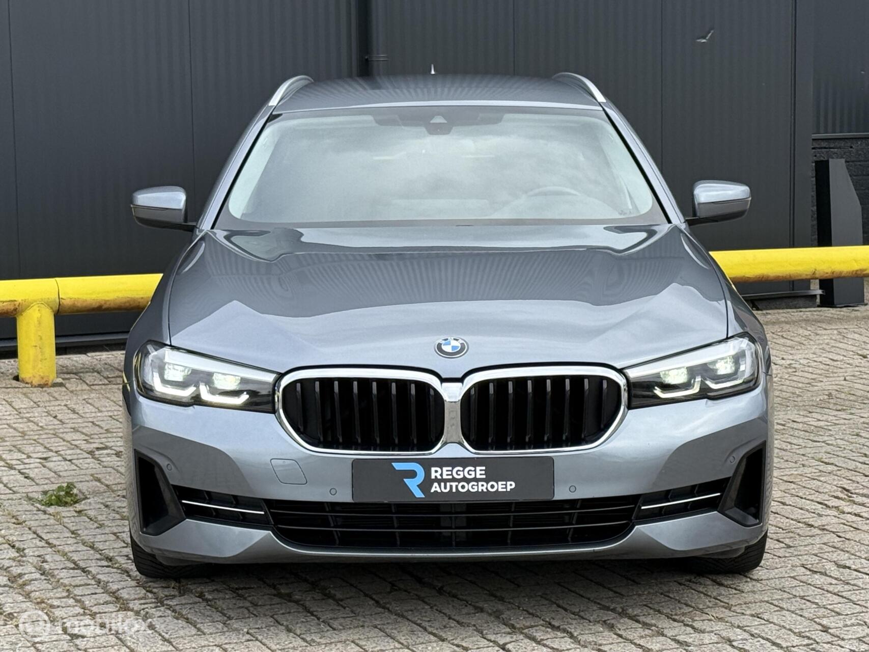Foto van BMW 530e