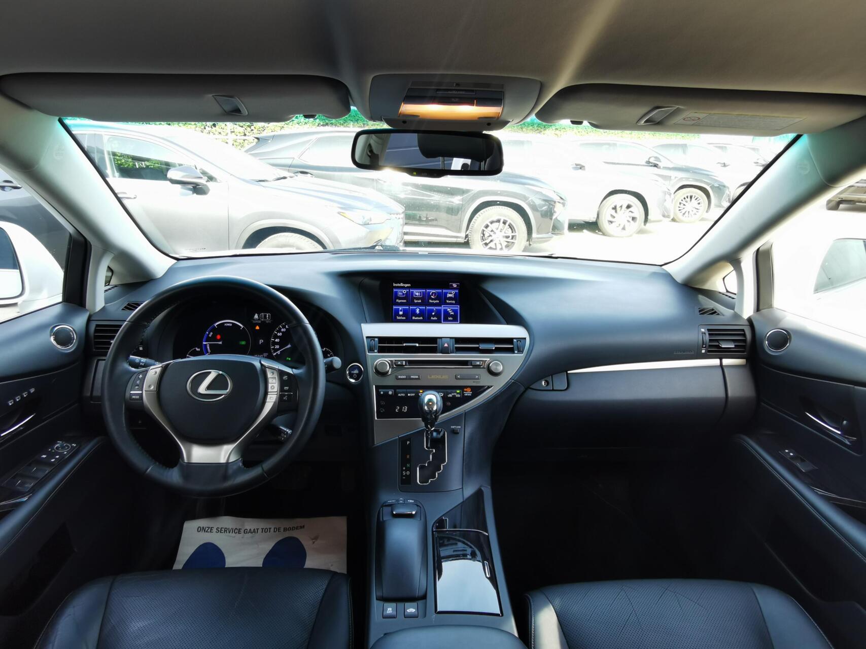 Foto van Lexus RX