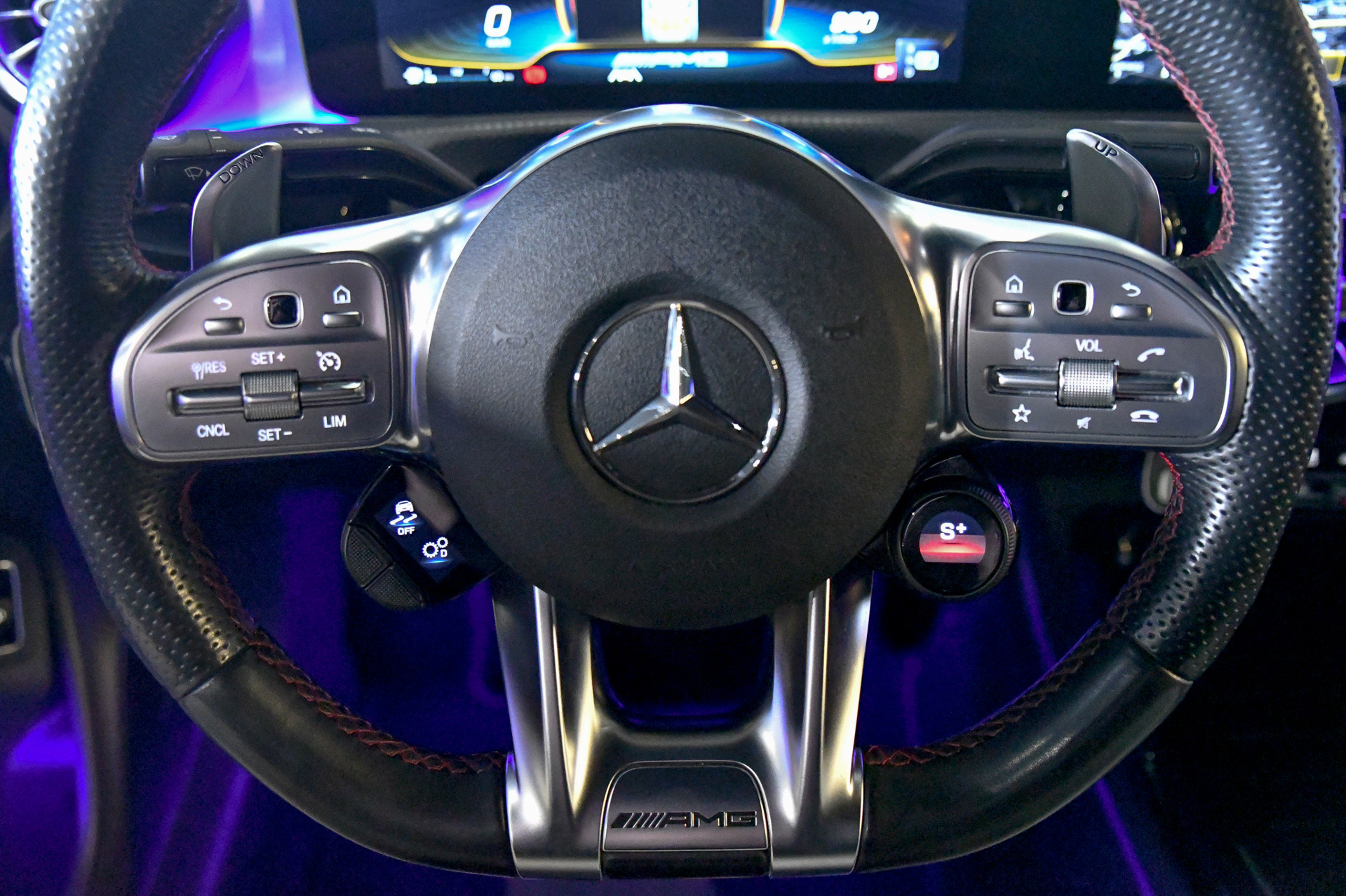Foto van Mercedes-Benz AMG Cla 35