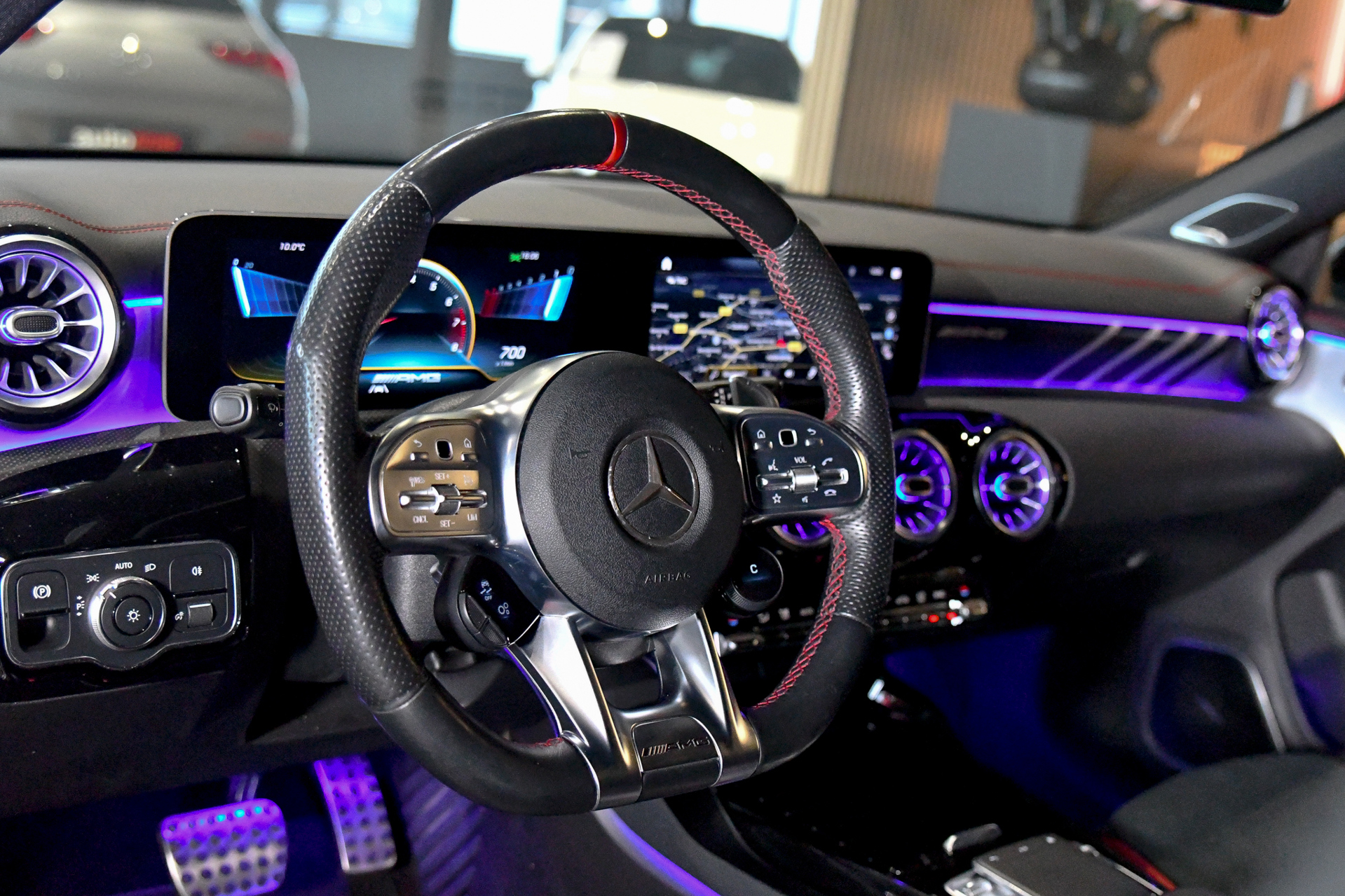 Foto van Mercedes-Benz AMG Cla 35