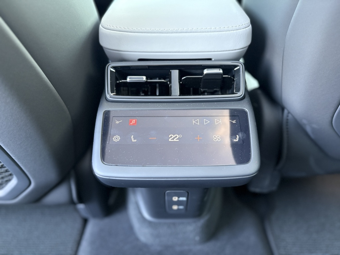 Foto van Polestar 4