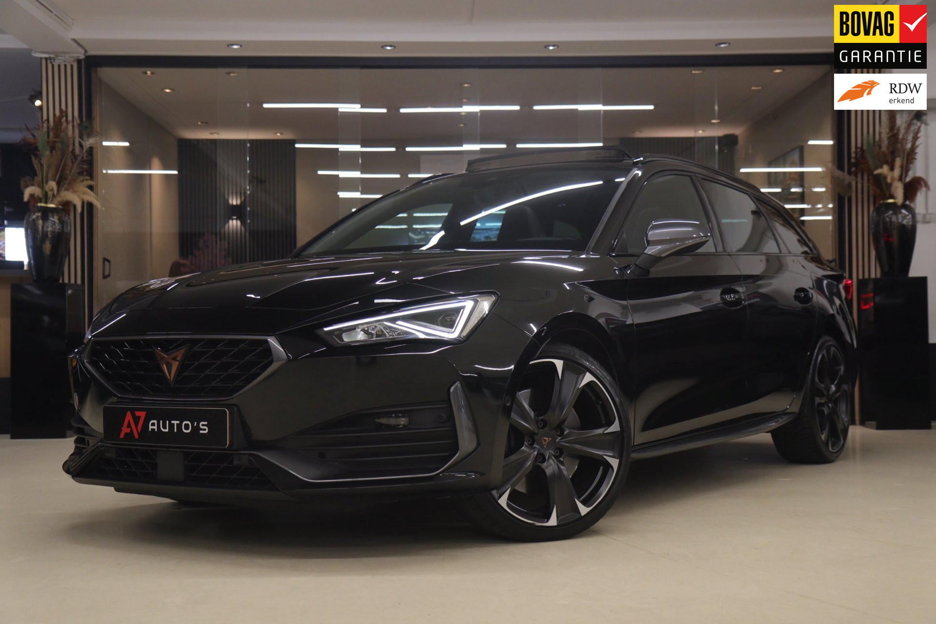 Cupra Cupra Leon SP 2.0 TSI 311 pk PANO/CARPLAY/MEM/KEYLESS/VOL 2022 - voorkant