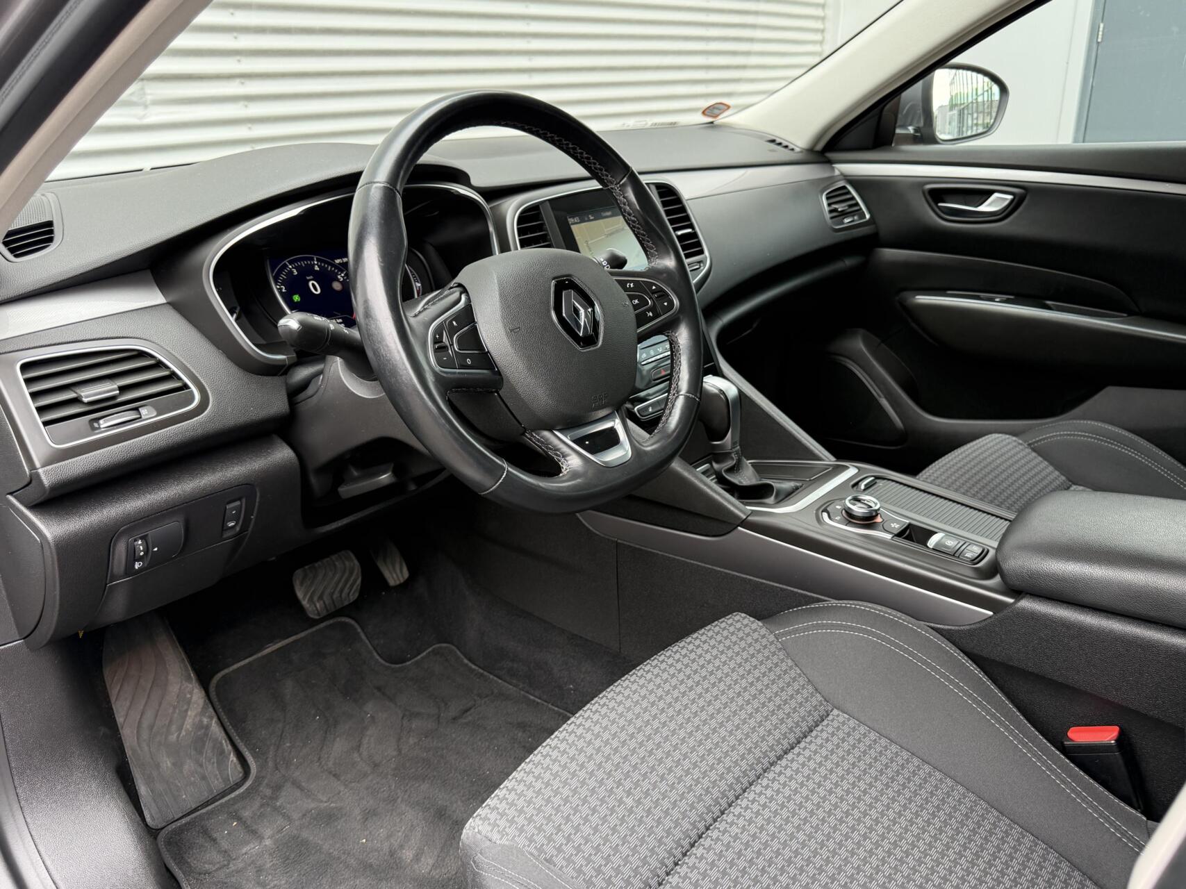 Foto van Renault Talisman Estate