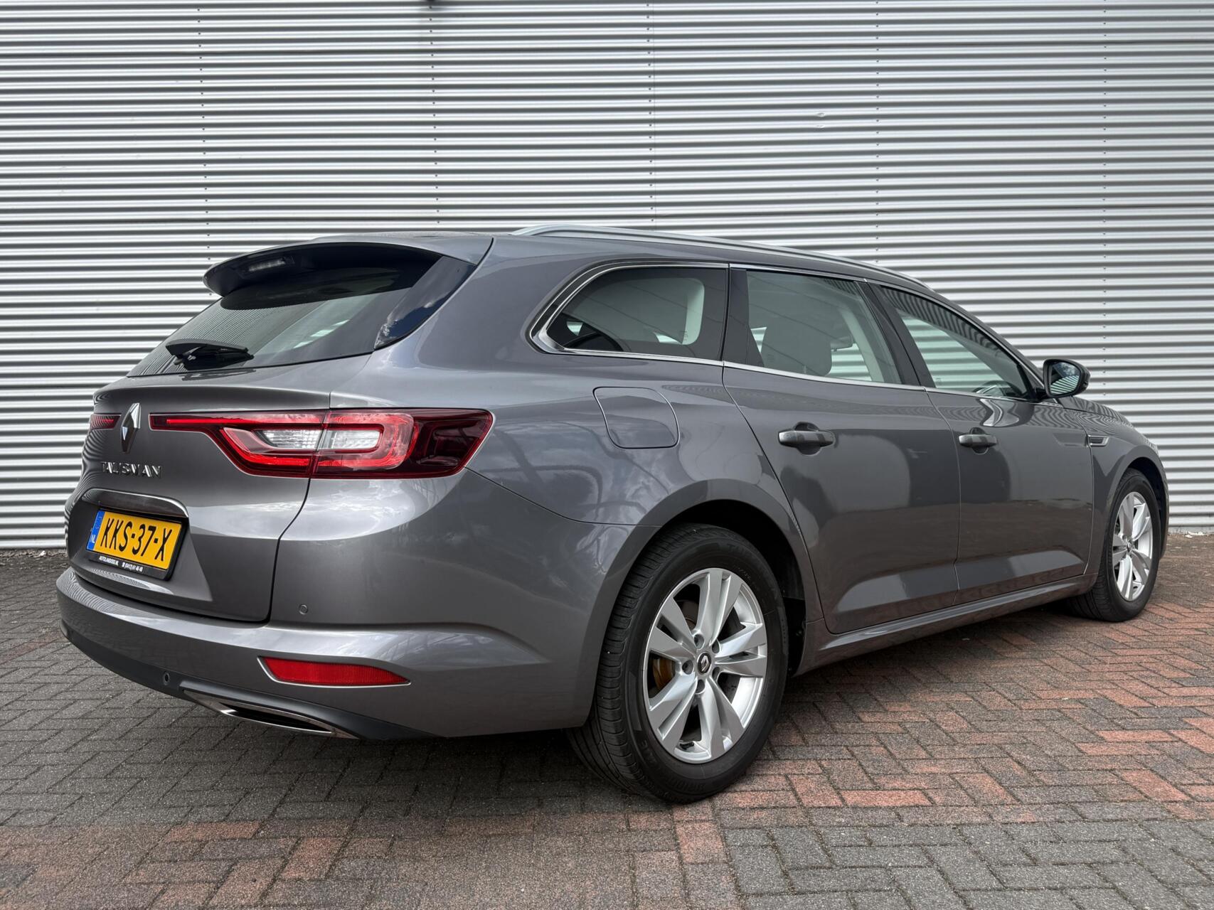 Foto van Renault Talisman Estate