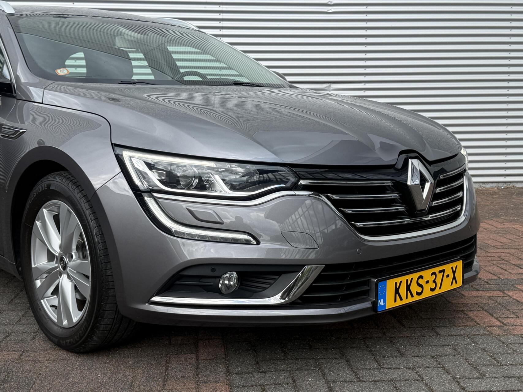 Foto van Renault Talisman Estate