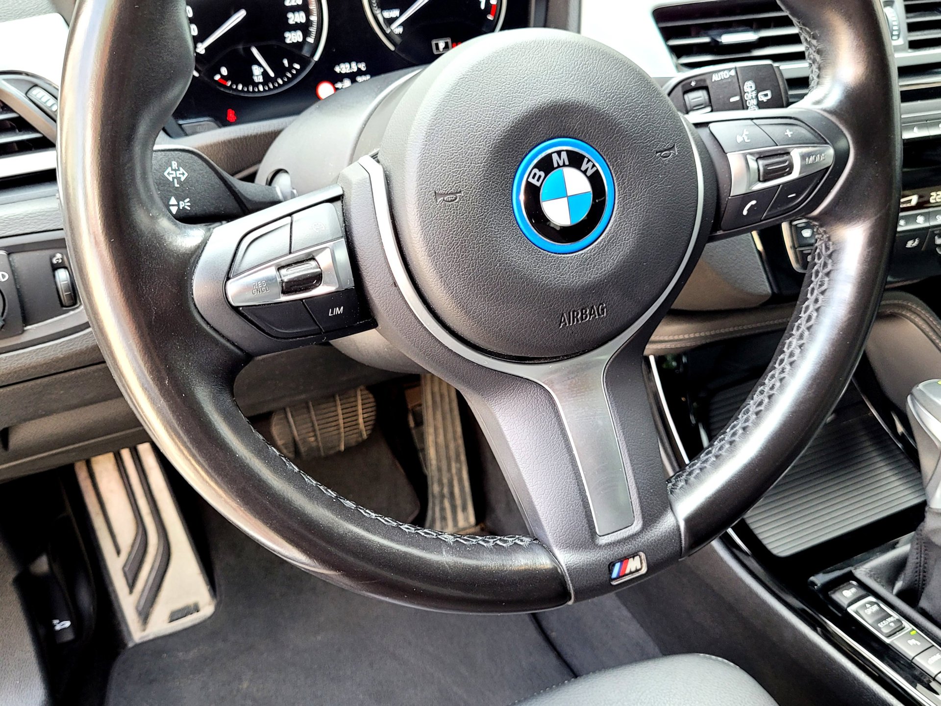 Foto van BMW X1