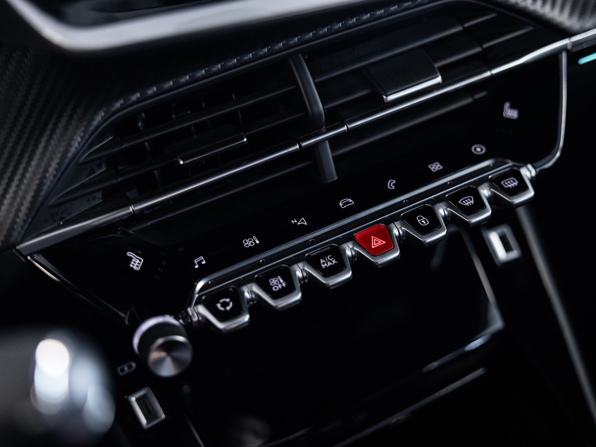 Foto van Peugeot E-2008